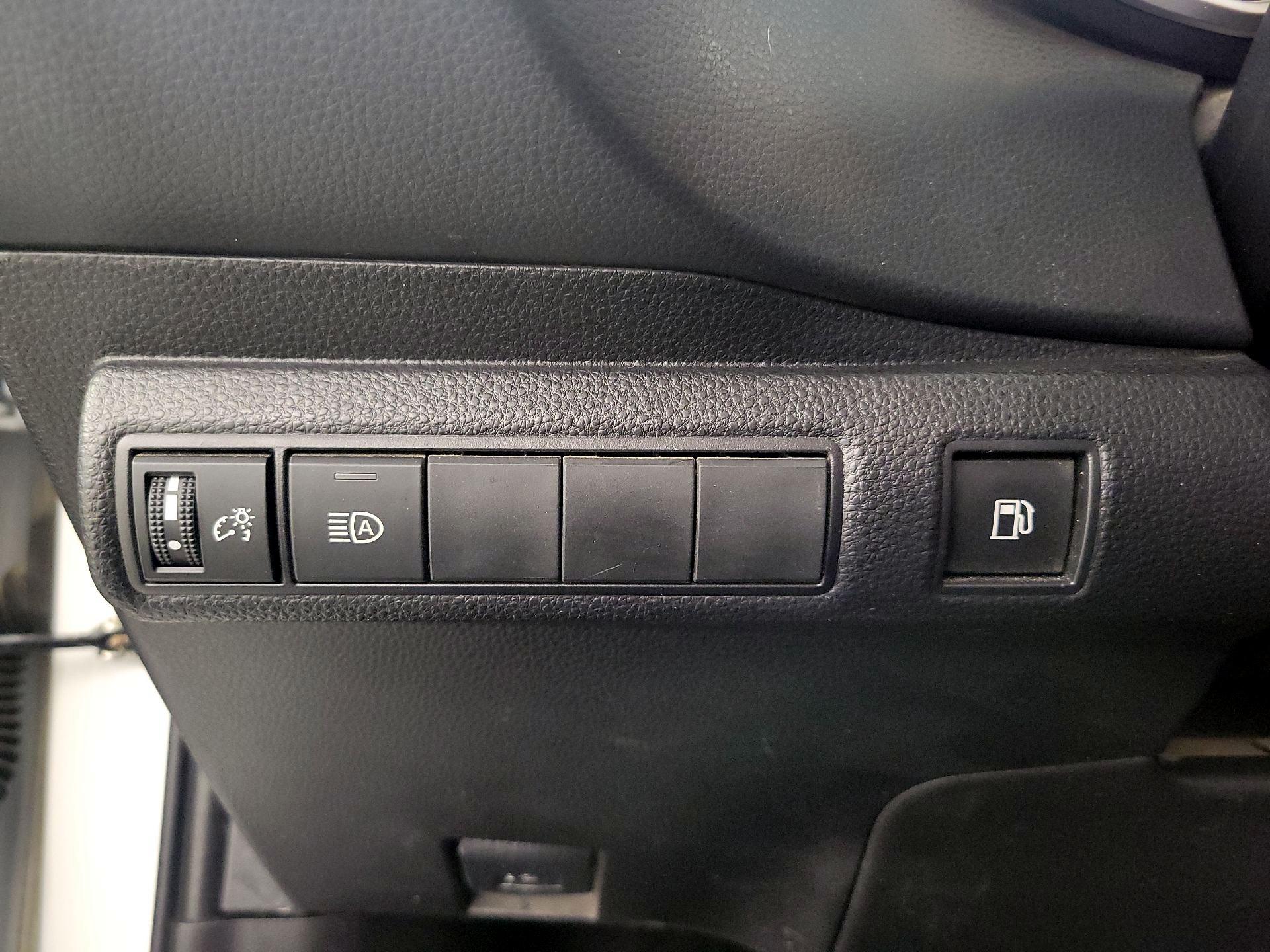 Thumbnail: 2022 Toyota Corolla - 13