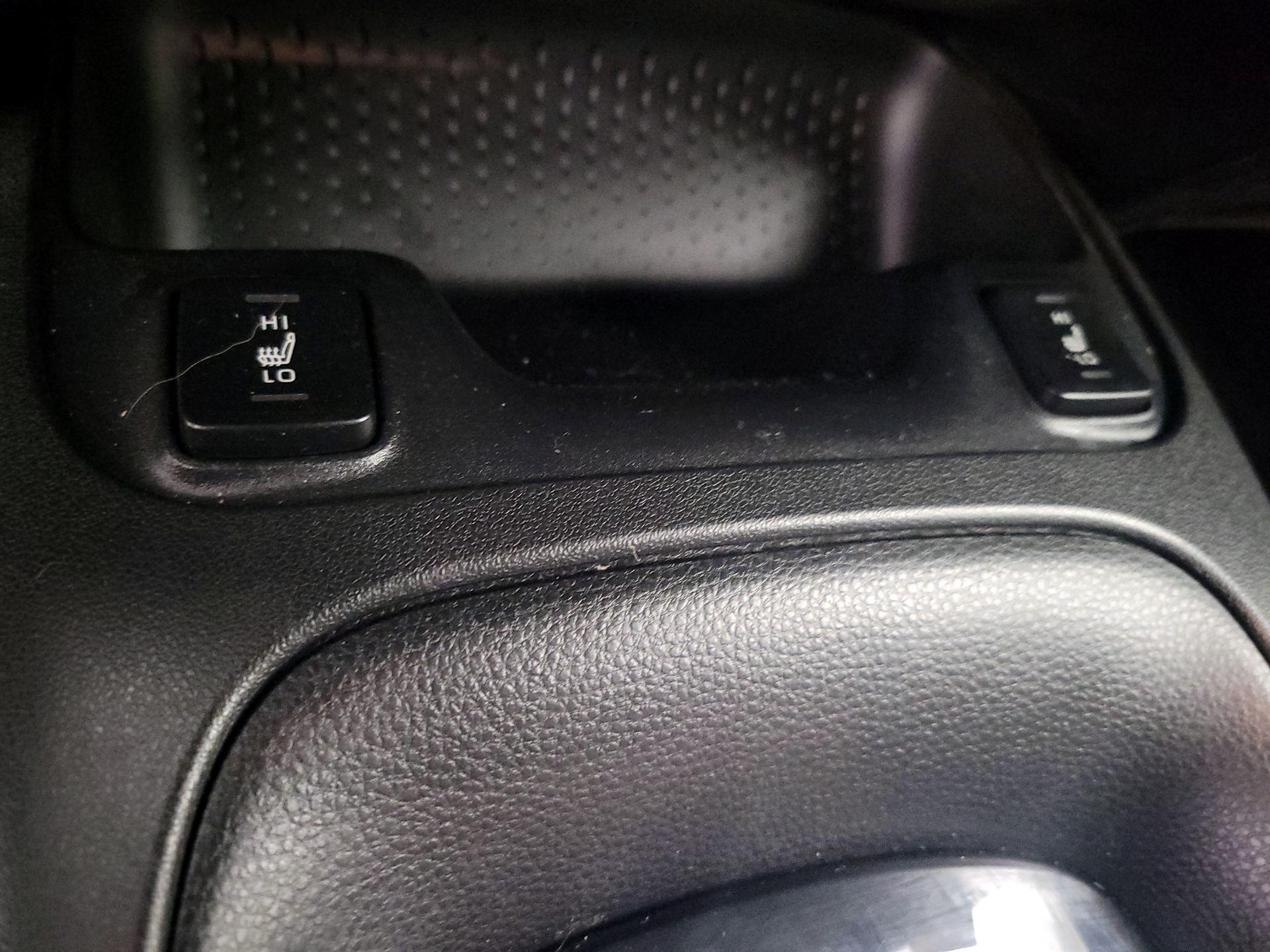 Thumbnail: 2022 Toyota Corolla - 18