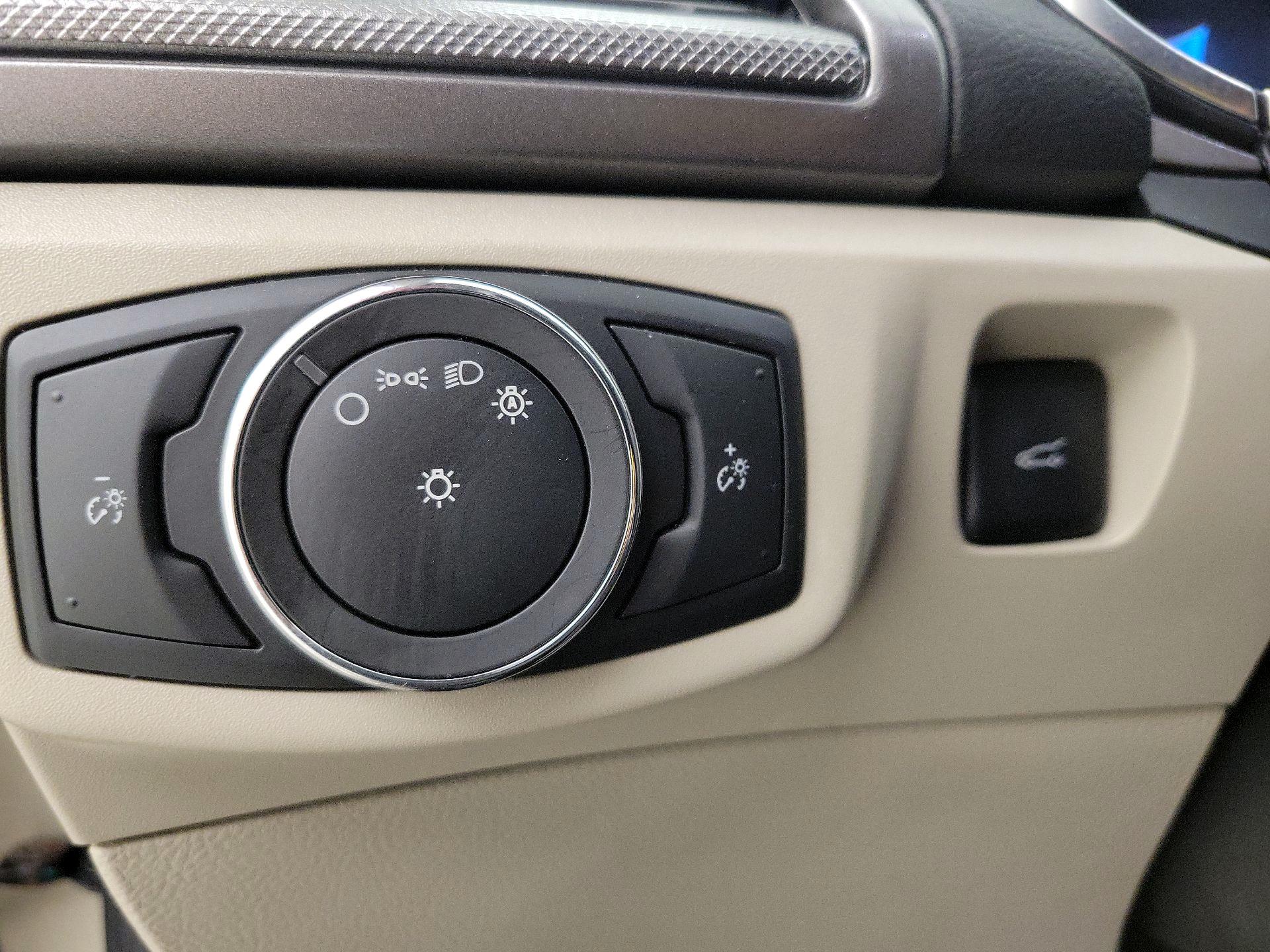 Thumbnail: 2017 Ford Fusion - 13