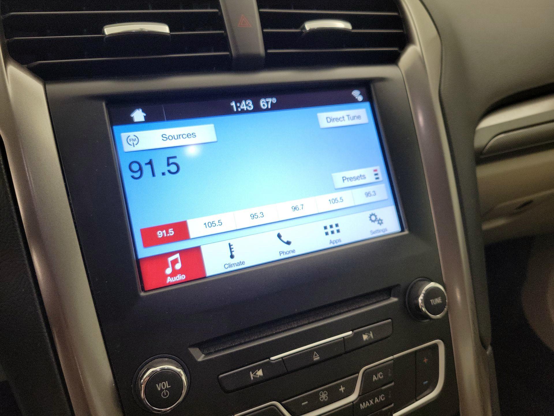 Thumbnail: 2017 Ford Fusion - 15