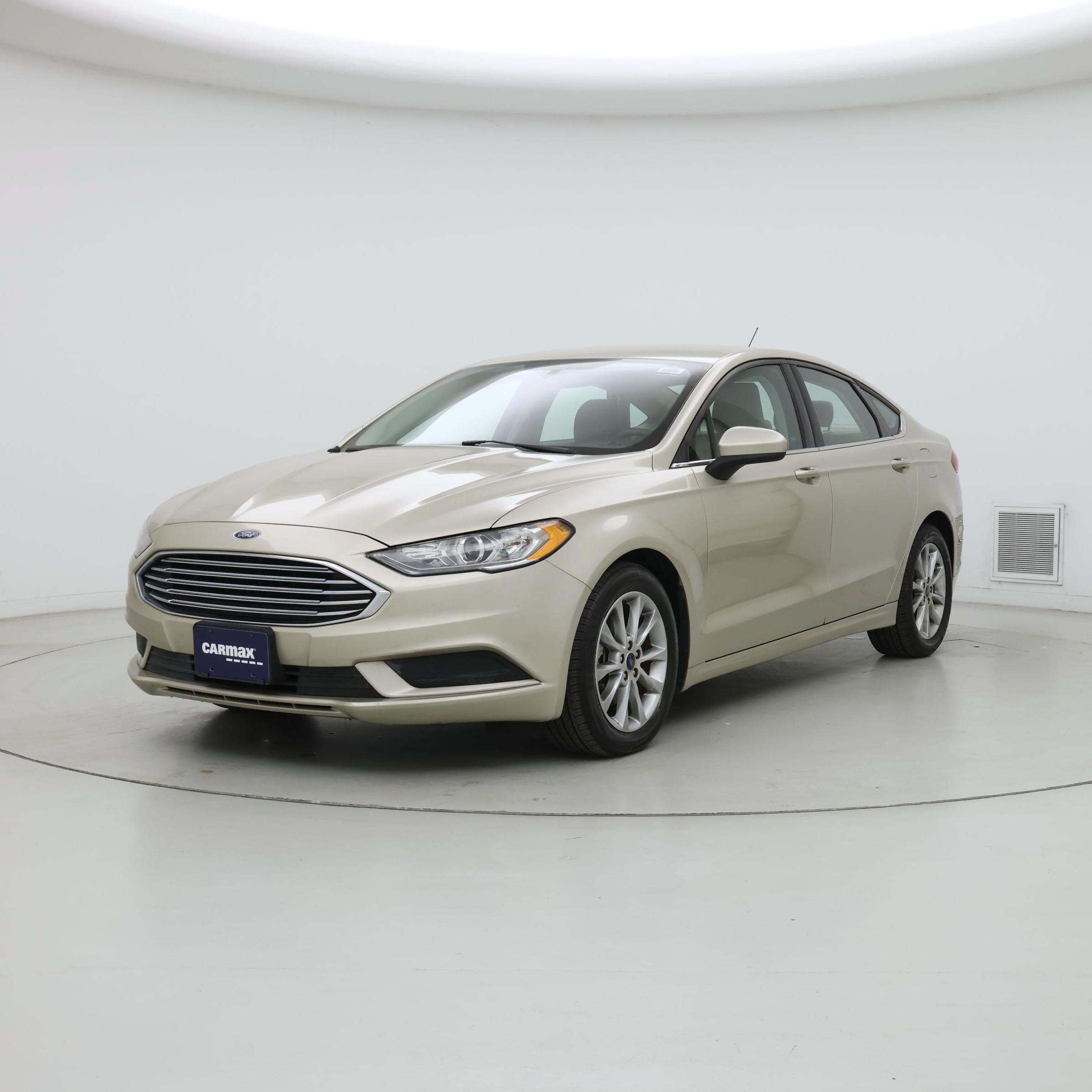 Thumbnail: 2017 Ford Fusion - 4