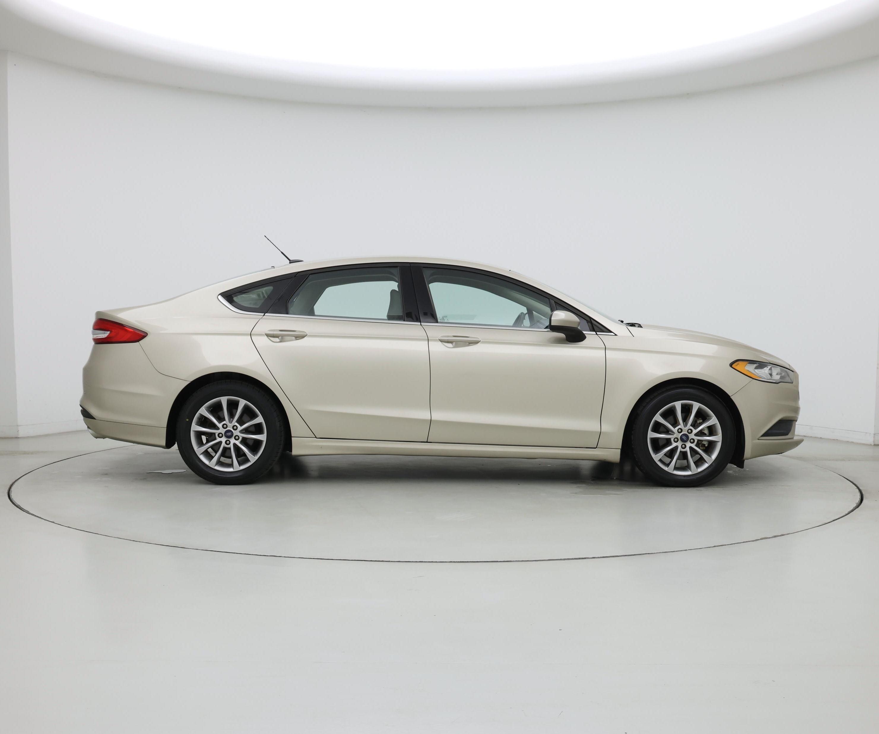 Thumbnail: 2017 Ford Fusion - 7