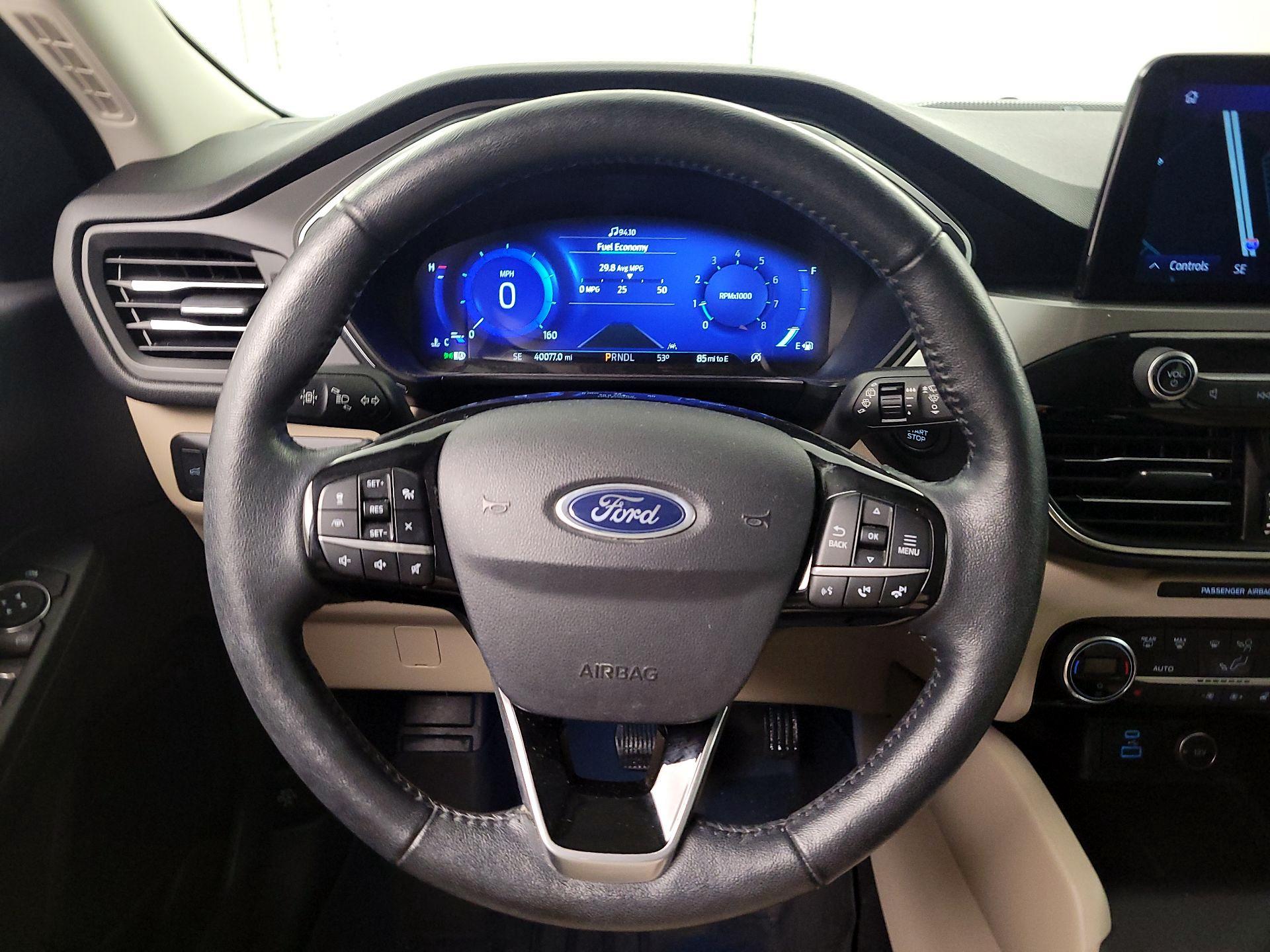 Thumbnail: 2021 Ford Escape - 10