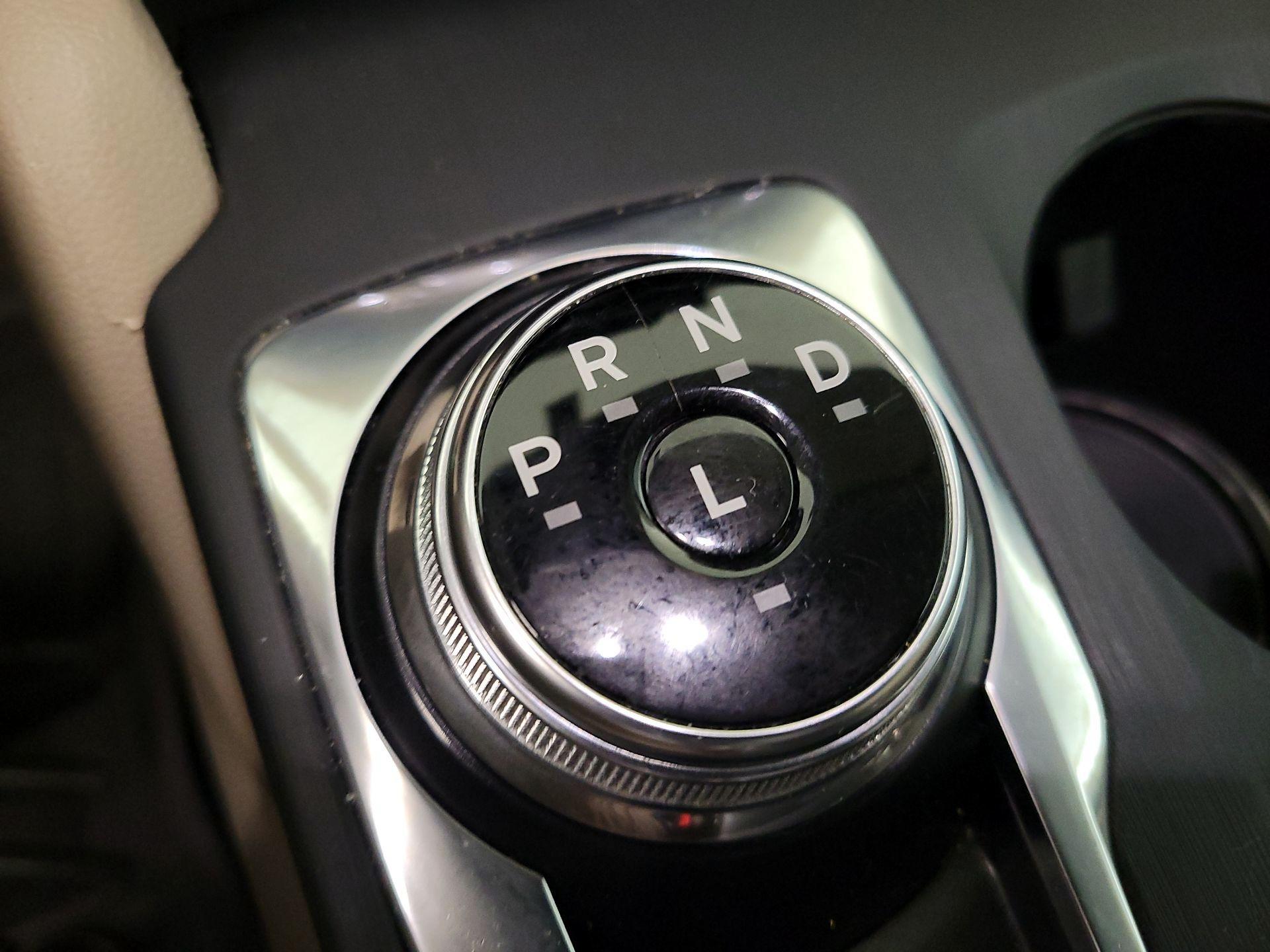 Thumbnail: 2021 Ford Escape - 18