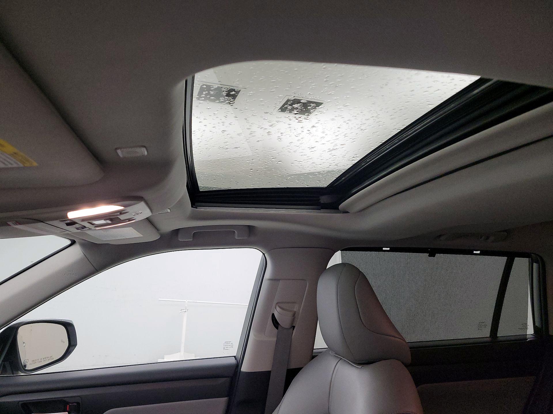 Thumbnail: 2023 Toyota Highlander - 19