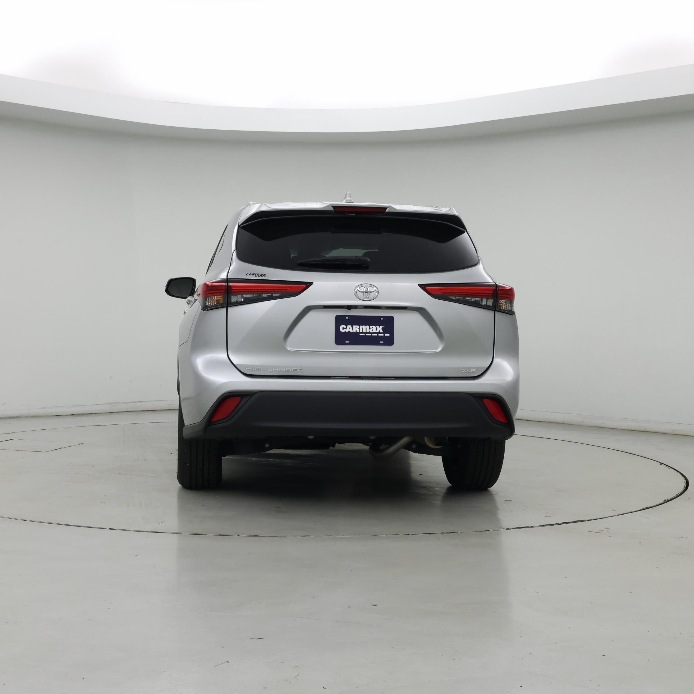 Thumbnail: 2023 Toyota Highlander - 6