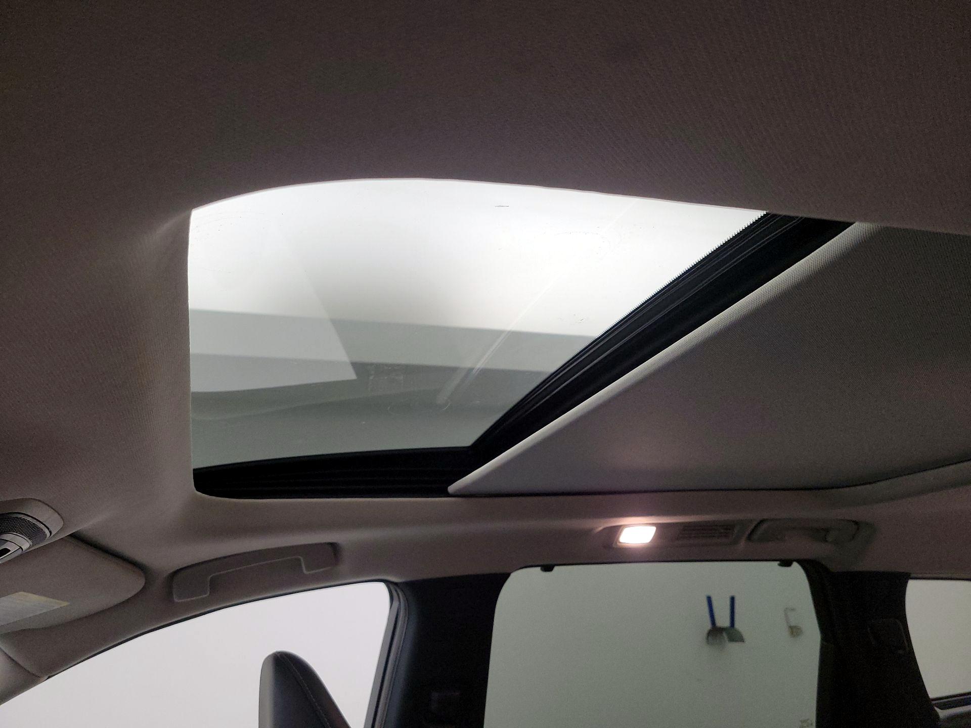 Thumbnail: 2023 INFINITI QX60 - 20