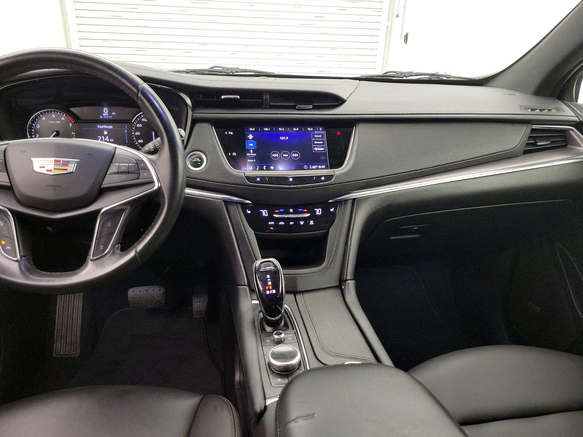 Thumbnail: 2020 Cadillac XT5 - 9