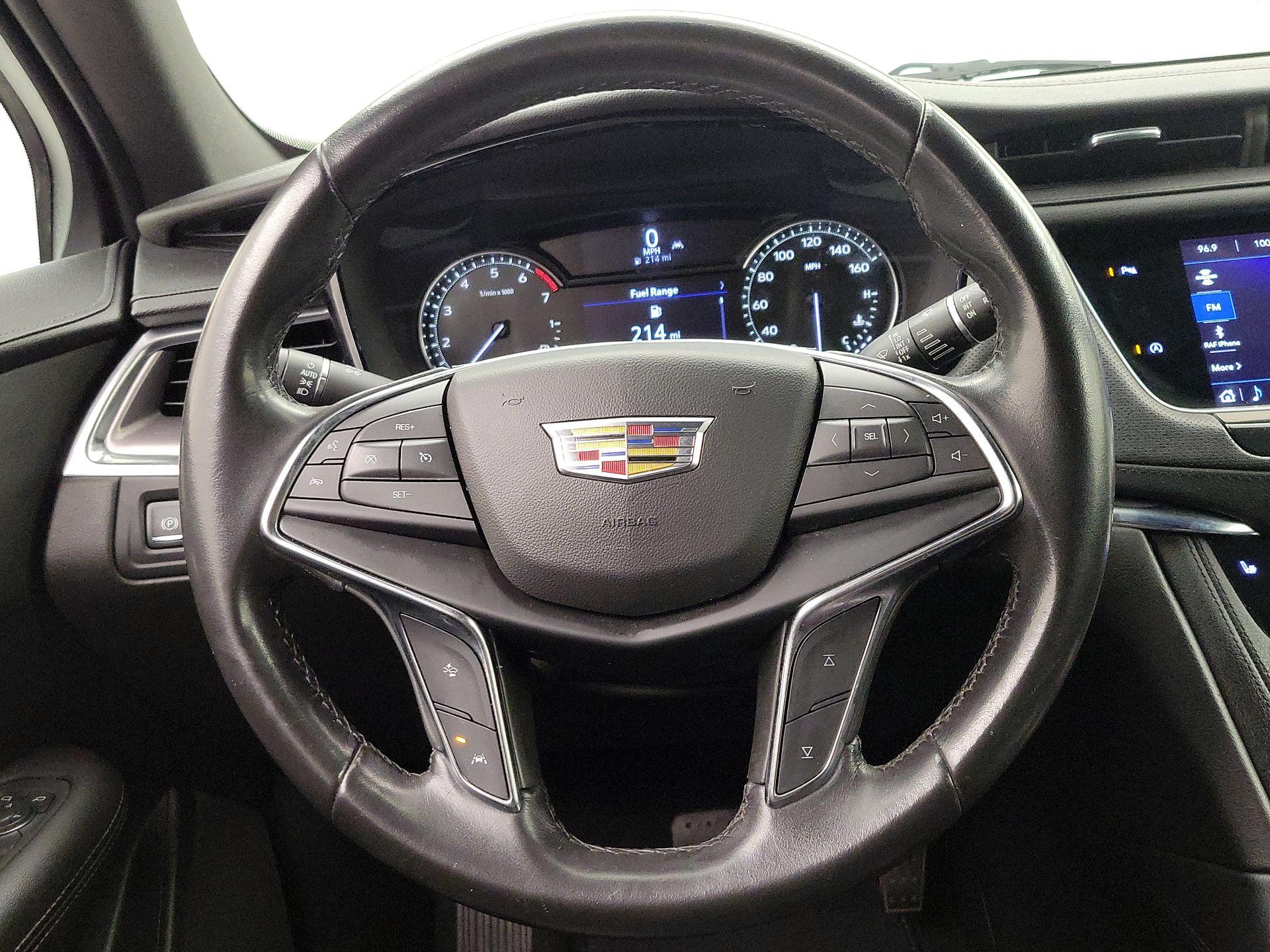 Thumbnail: 2020 Cadillac XT5 - 10