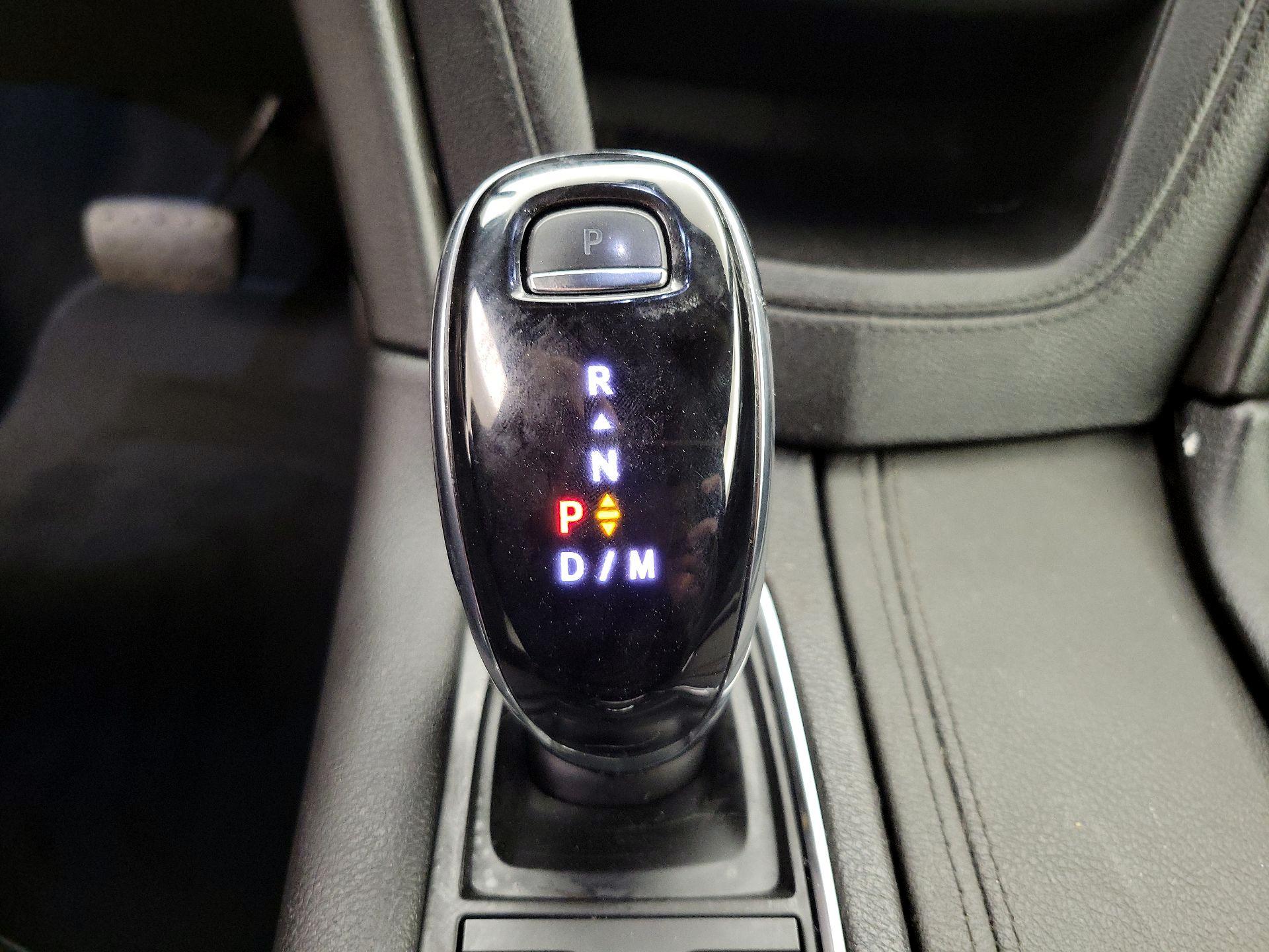 Thumbnail: 2020 Cadillac XT5 - 17