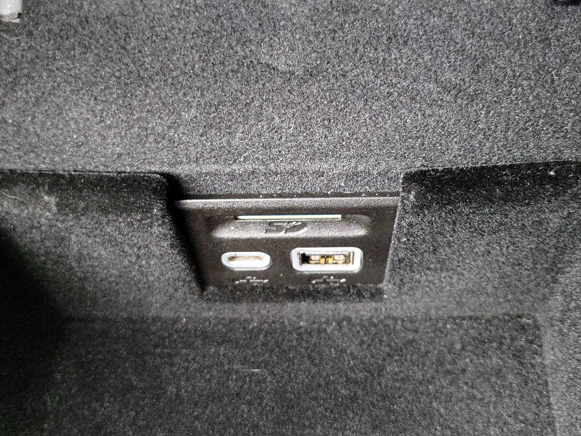 Thumbnail: 2020 Cadillac XT5 - 18