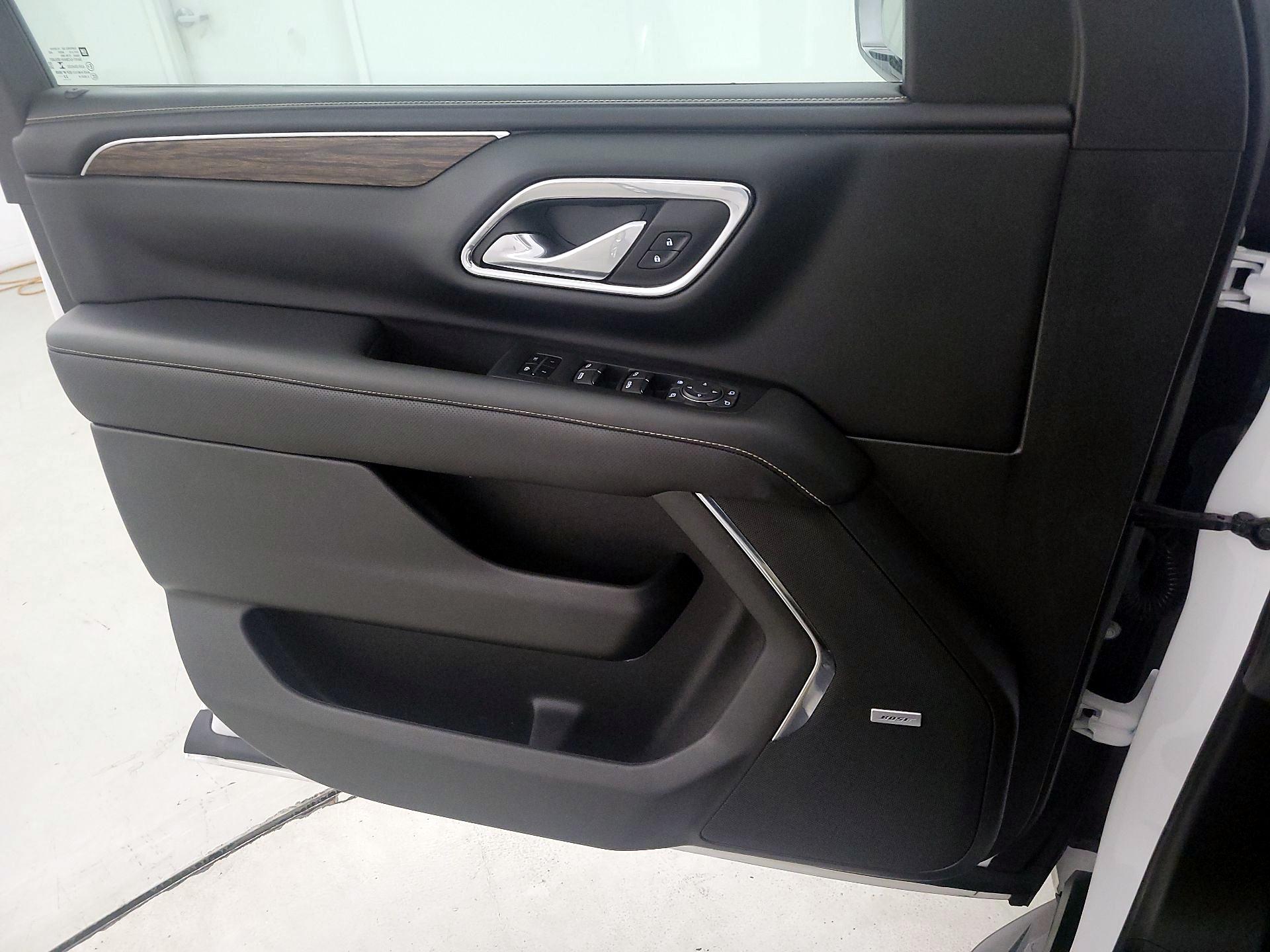 Thumbnail: 2023 Chevrolet Suburban - 12