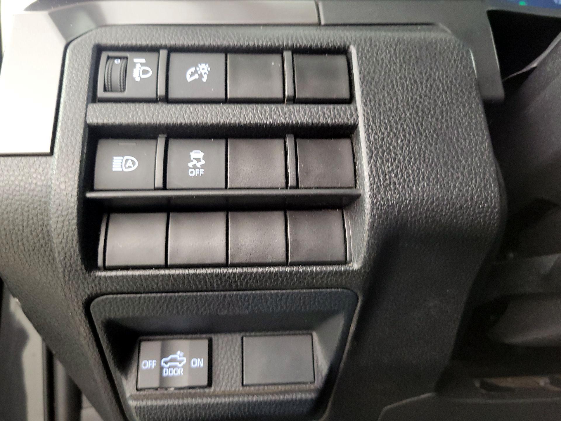 Thumbnail: 2025 Toyota Tacoma - 12