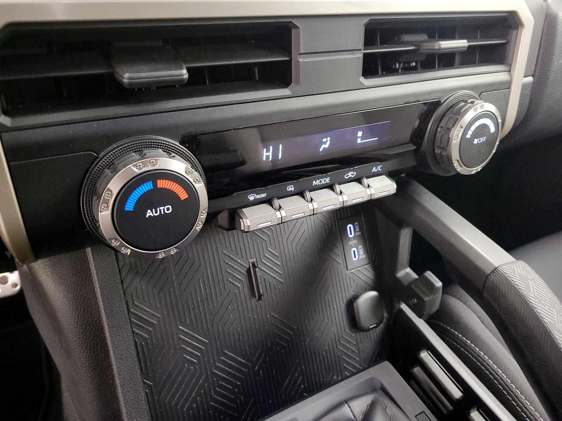 Thumbnail: 2025 Toyota Tacoma - 15