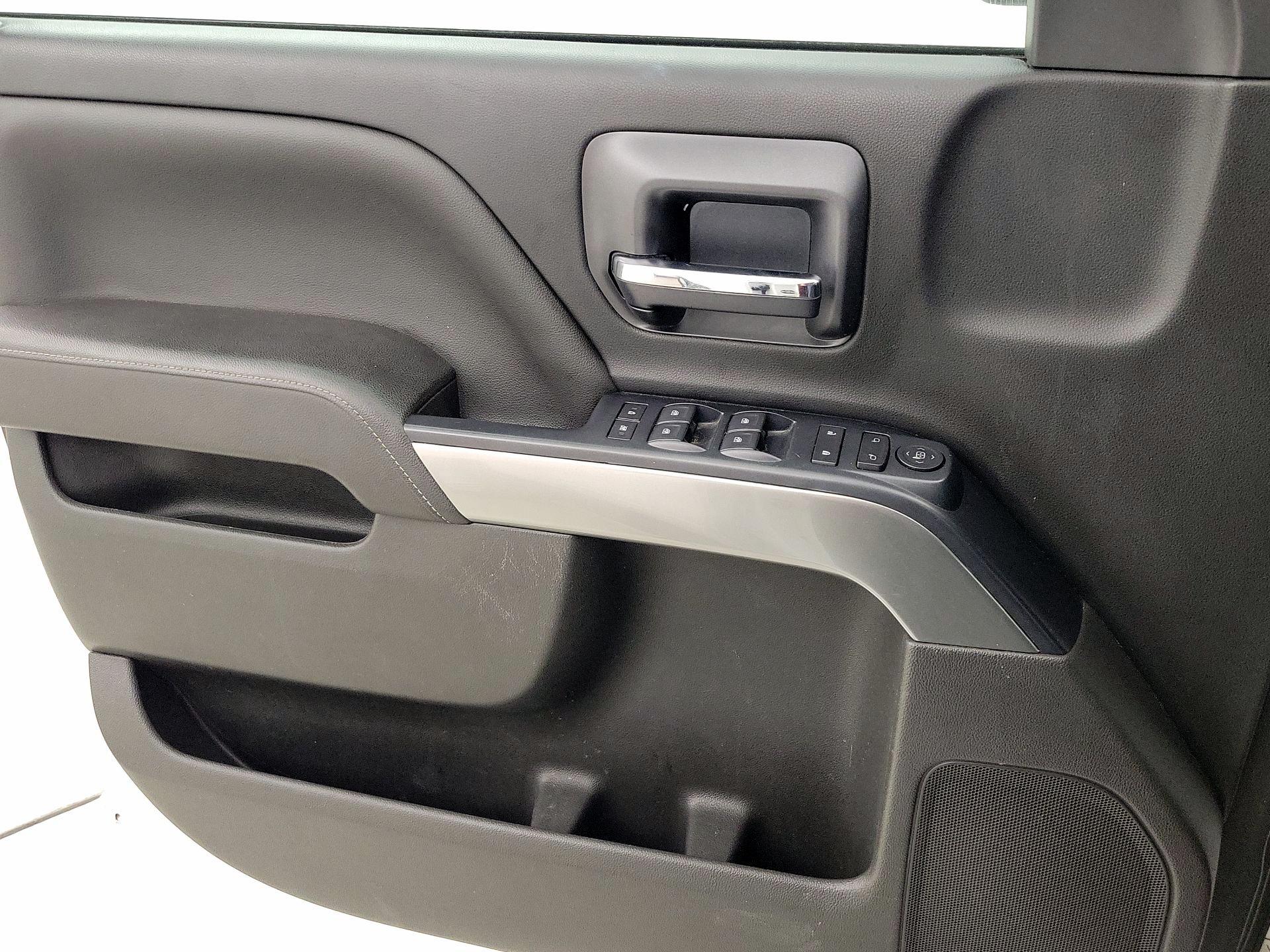 Thumbnail: 2017 Chevrolet Silverado 1500 - 12