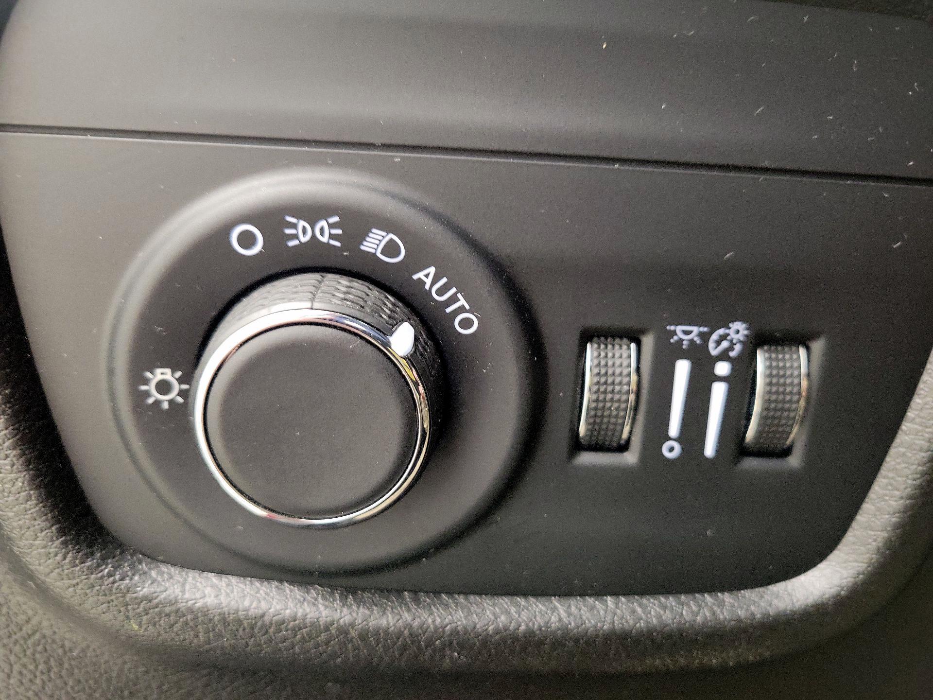 Thumbnail: 2023 Jeep Grand Cherokee L - 13