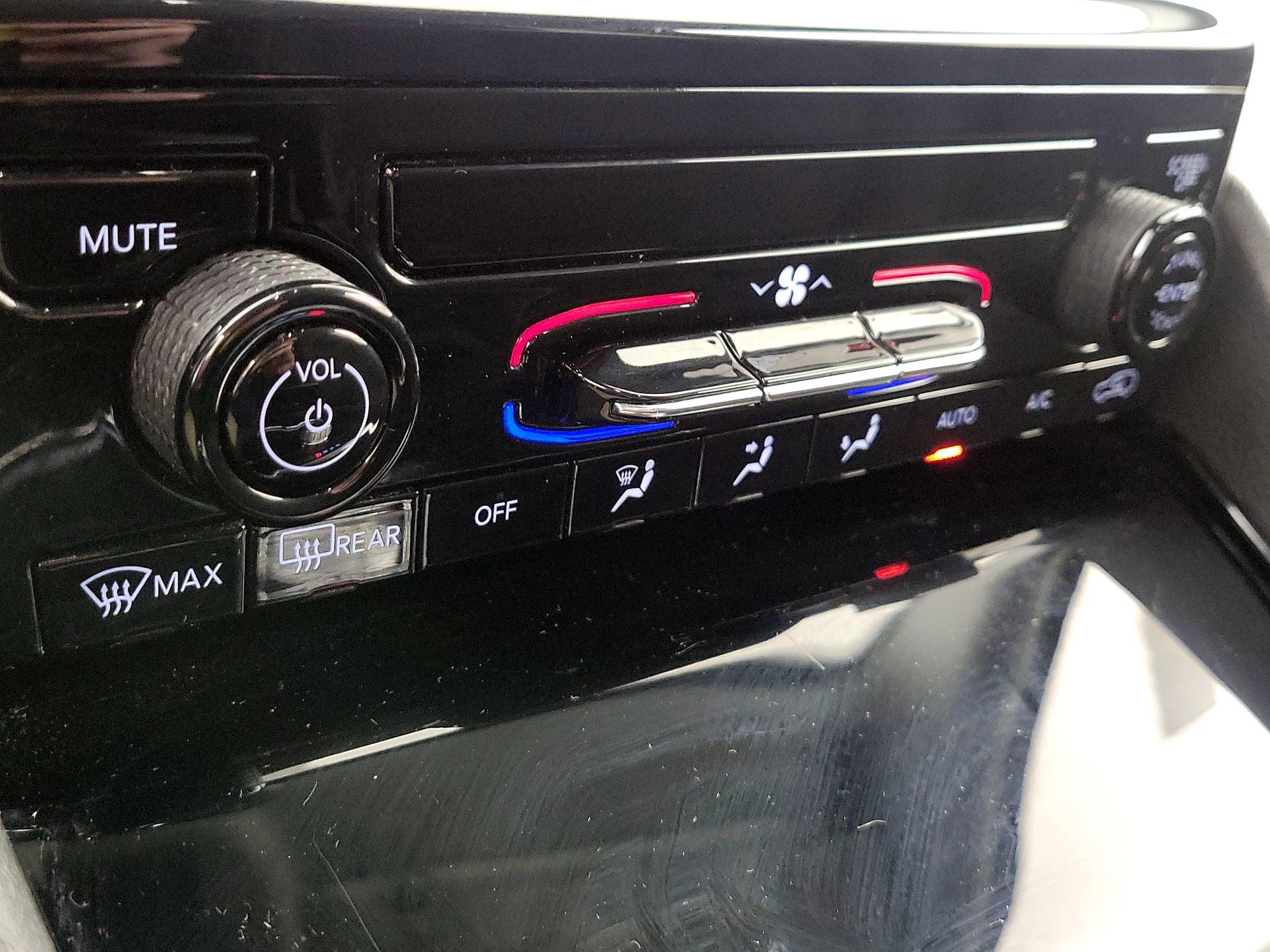 Thumbnail: 2023 Jeep Grand Cherokee L - 16