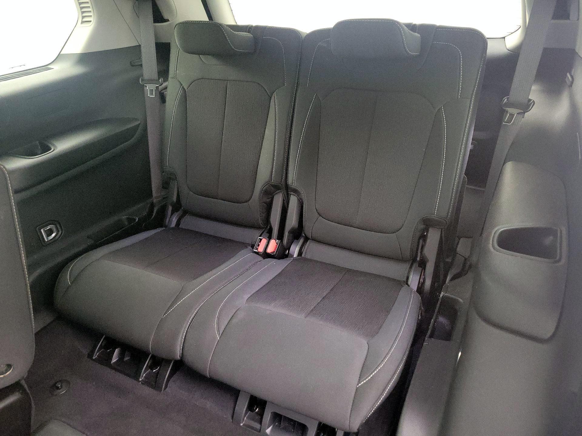 Thumbnail: 2023 Jeep Grand Cherokee L - 20