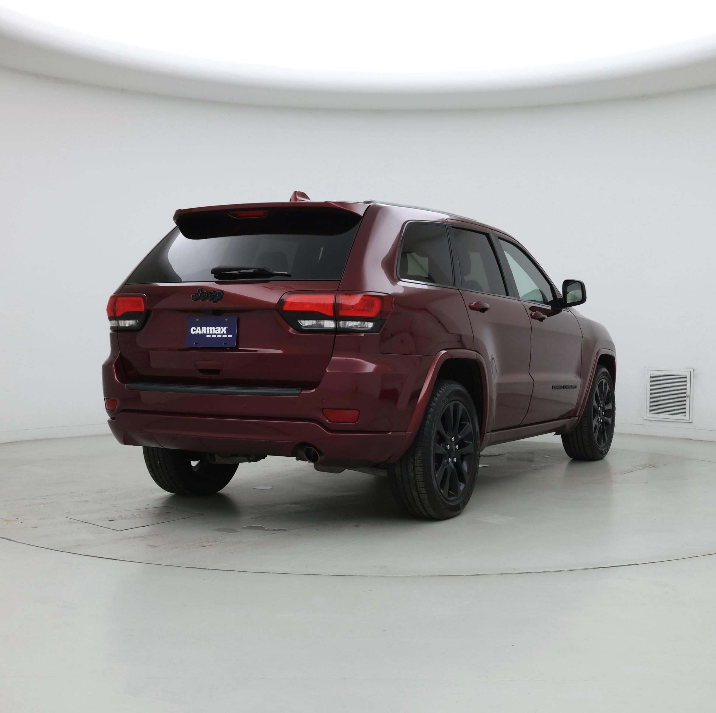 Thumbnail: 2019 Jeep Grand Cherokee - 8