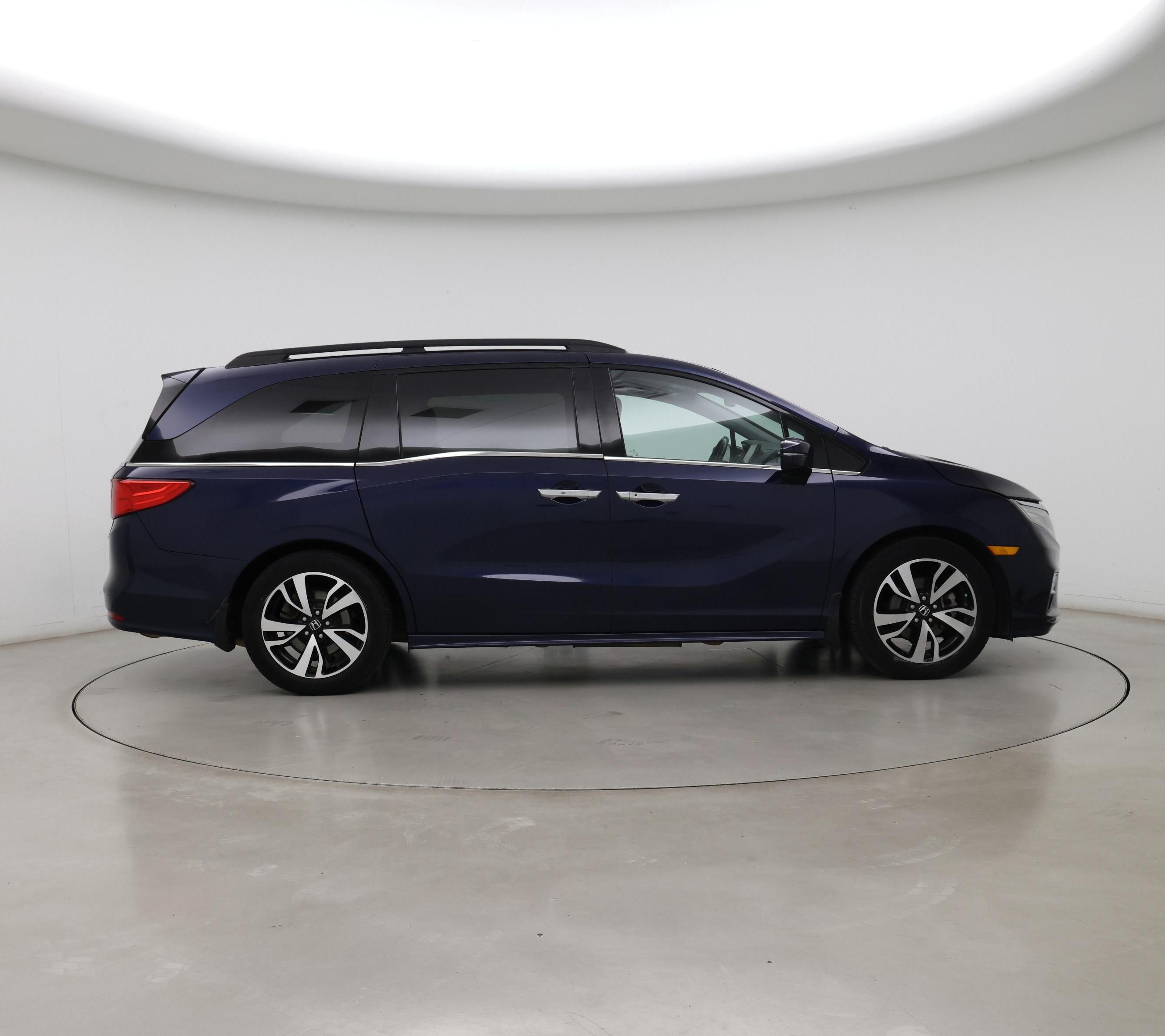 Thumbnail: 2018 Honda Odyssey - 7