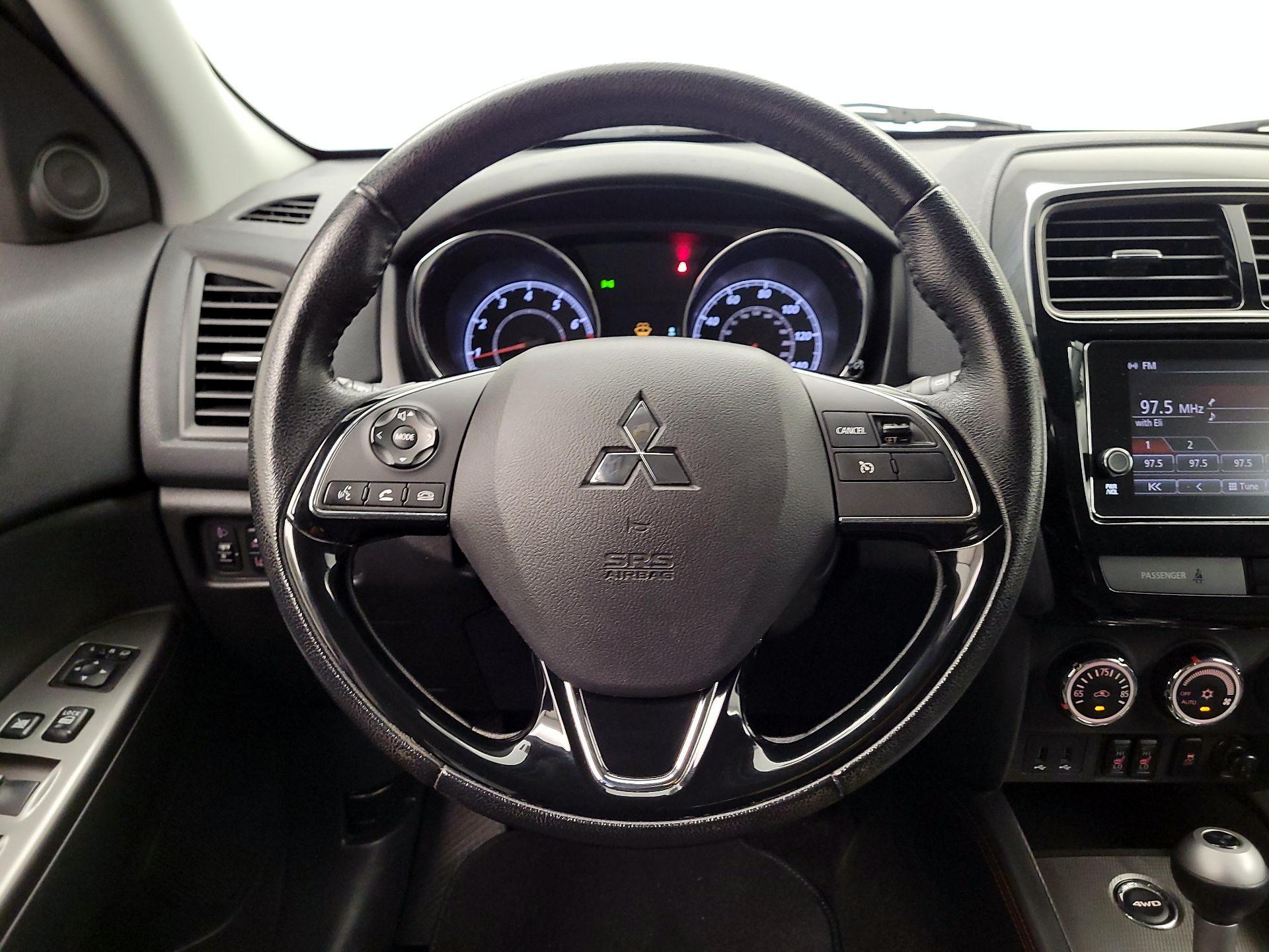 Thumbnail: 2019 Mitsubishi Outlander Sport - 10