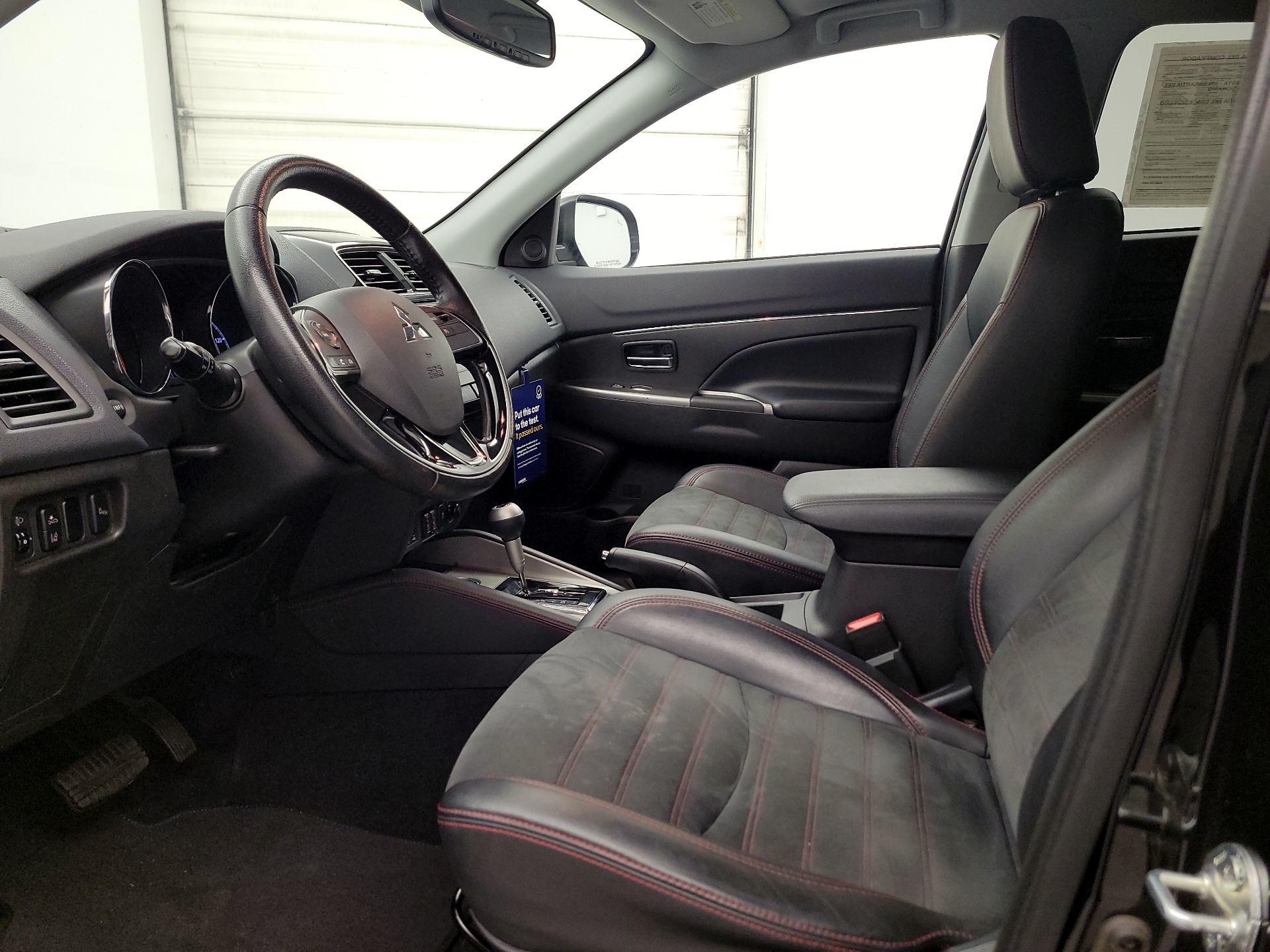 Thumbnail: 2019 Mitsubishi Outlander Sport - 11