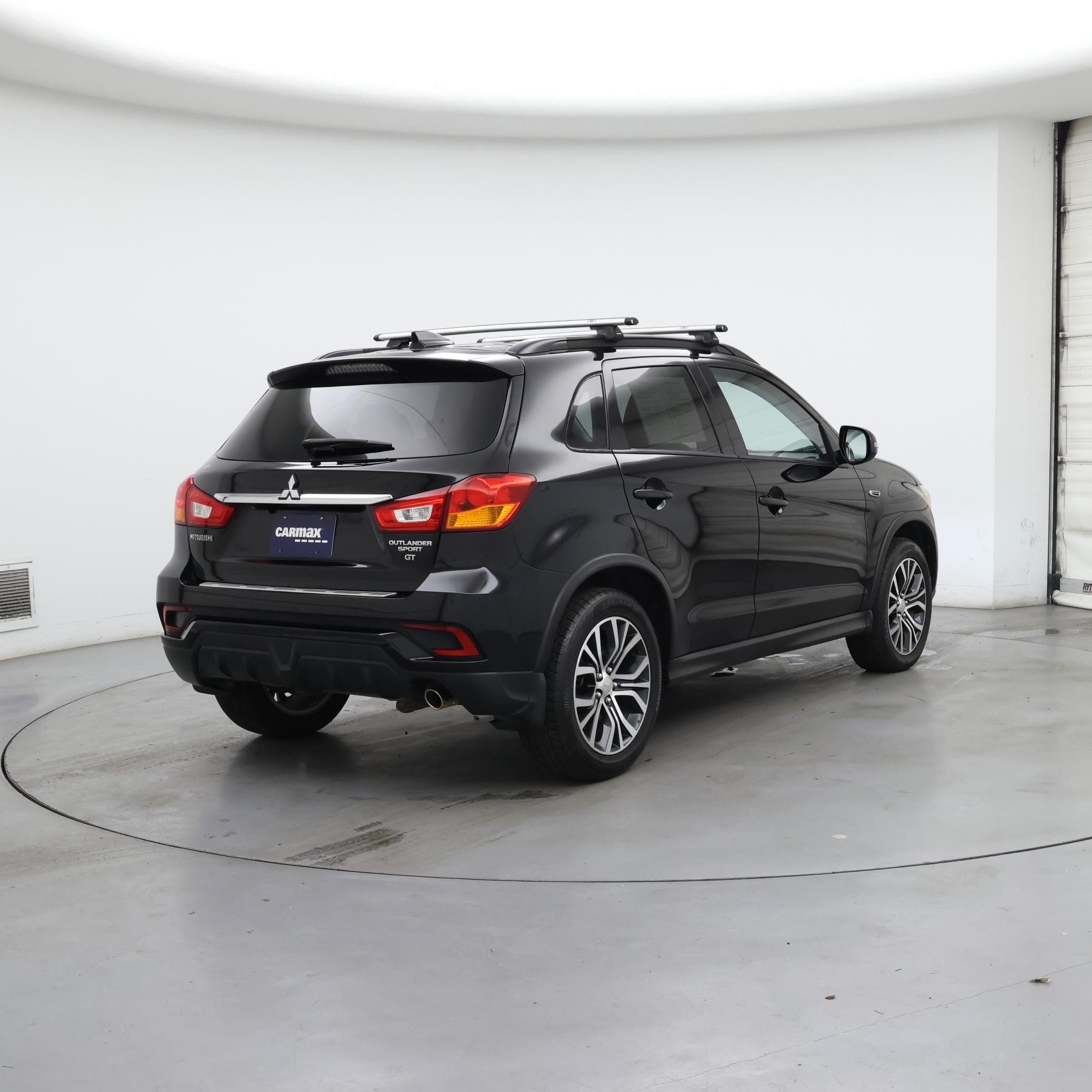 Thumbnail: 2019 Mitsubishi Outlander Sport - 8