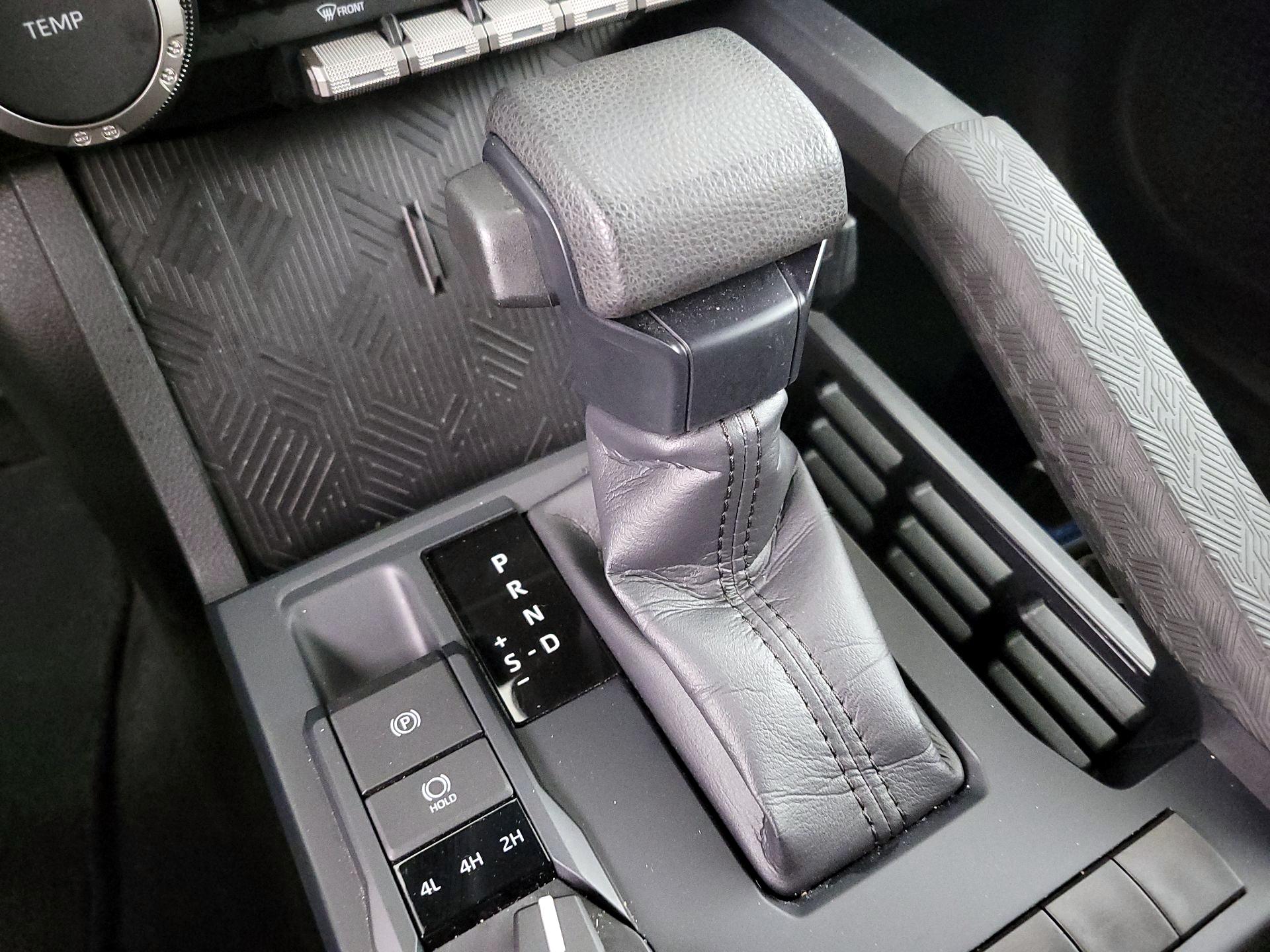 Thumbnail: 2024 Toyota Tacoma - 17