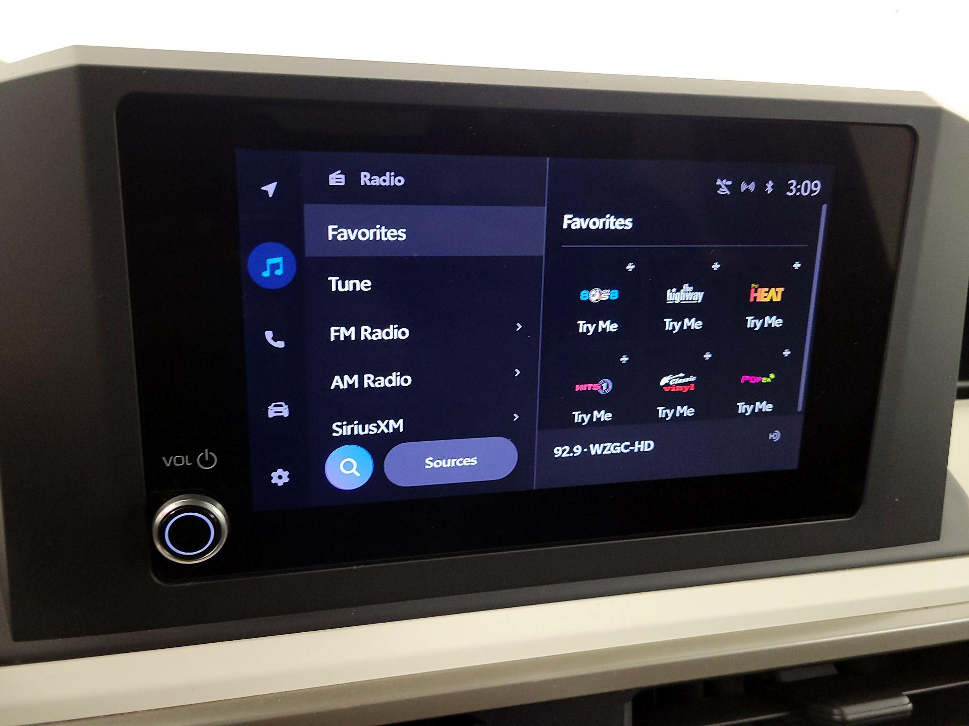 Thumbnail: 2024 Toyota Tacoma - 15