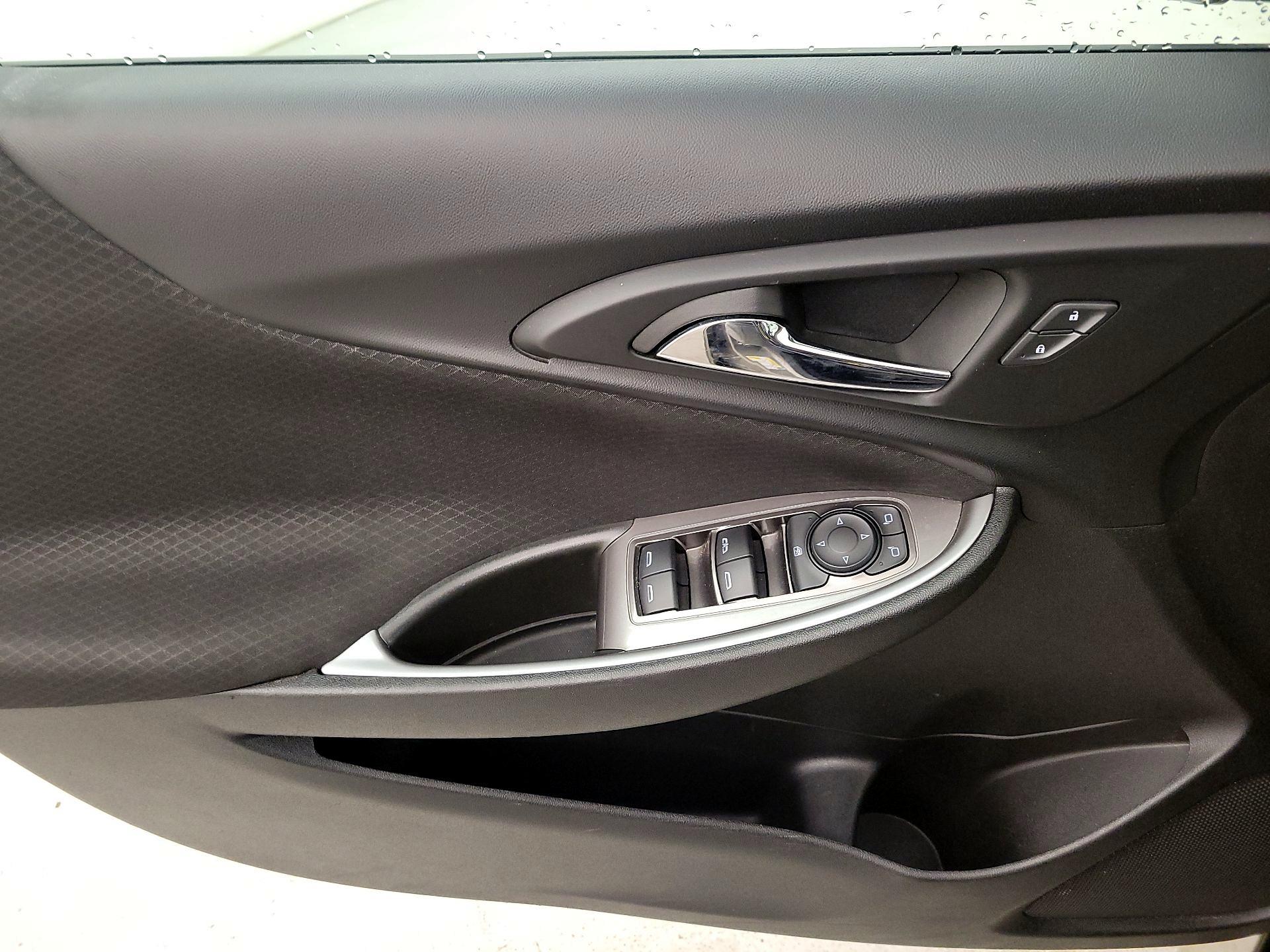 Thumbnail: 2023 Chevrolet Malibu - 12