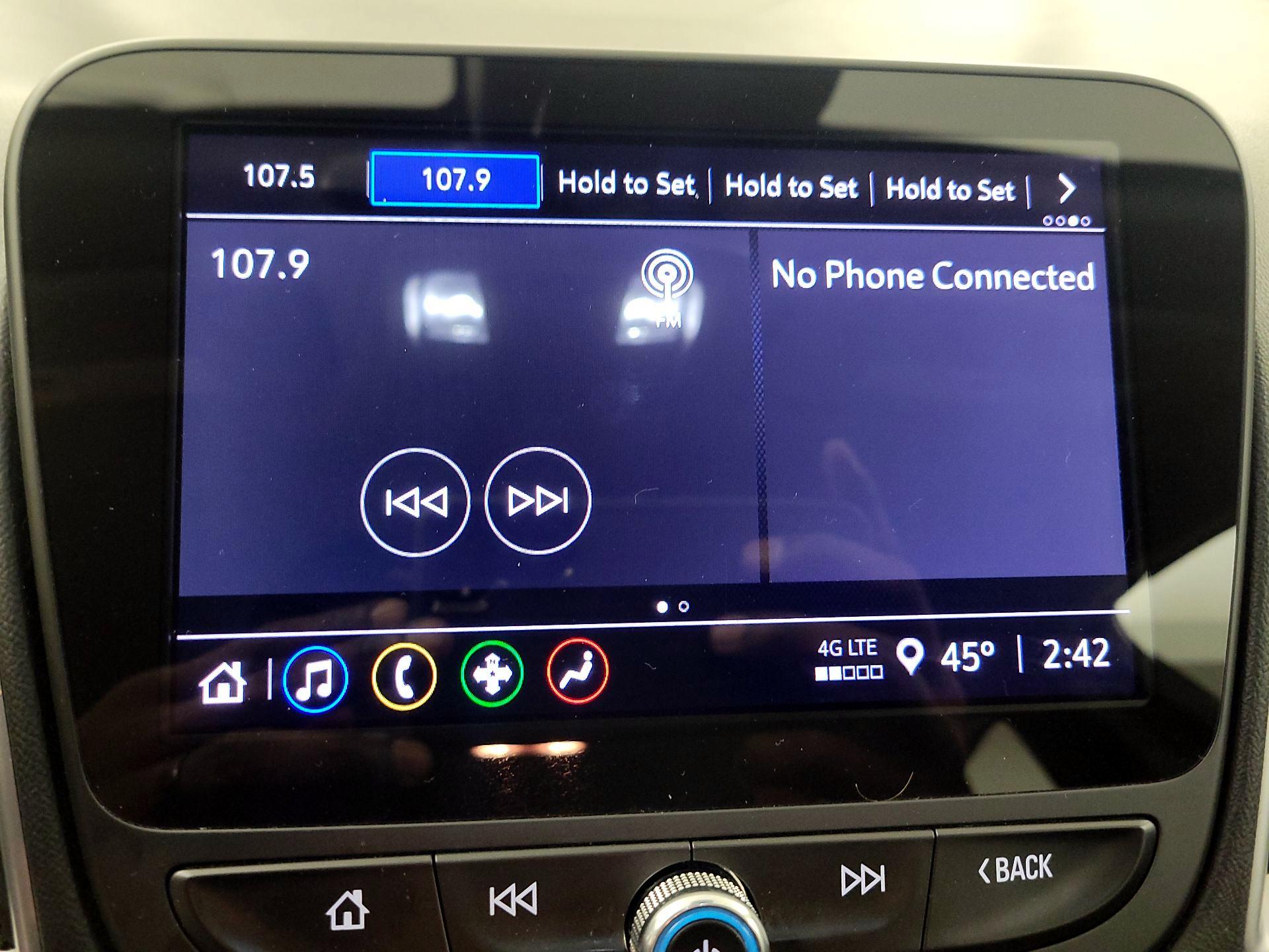 Thumbnail: 2023 Chevrolet Malibu - 15