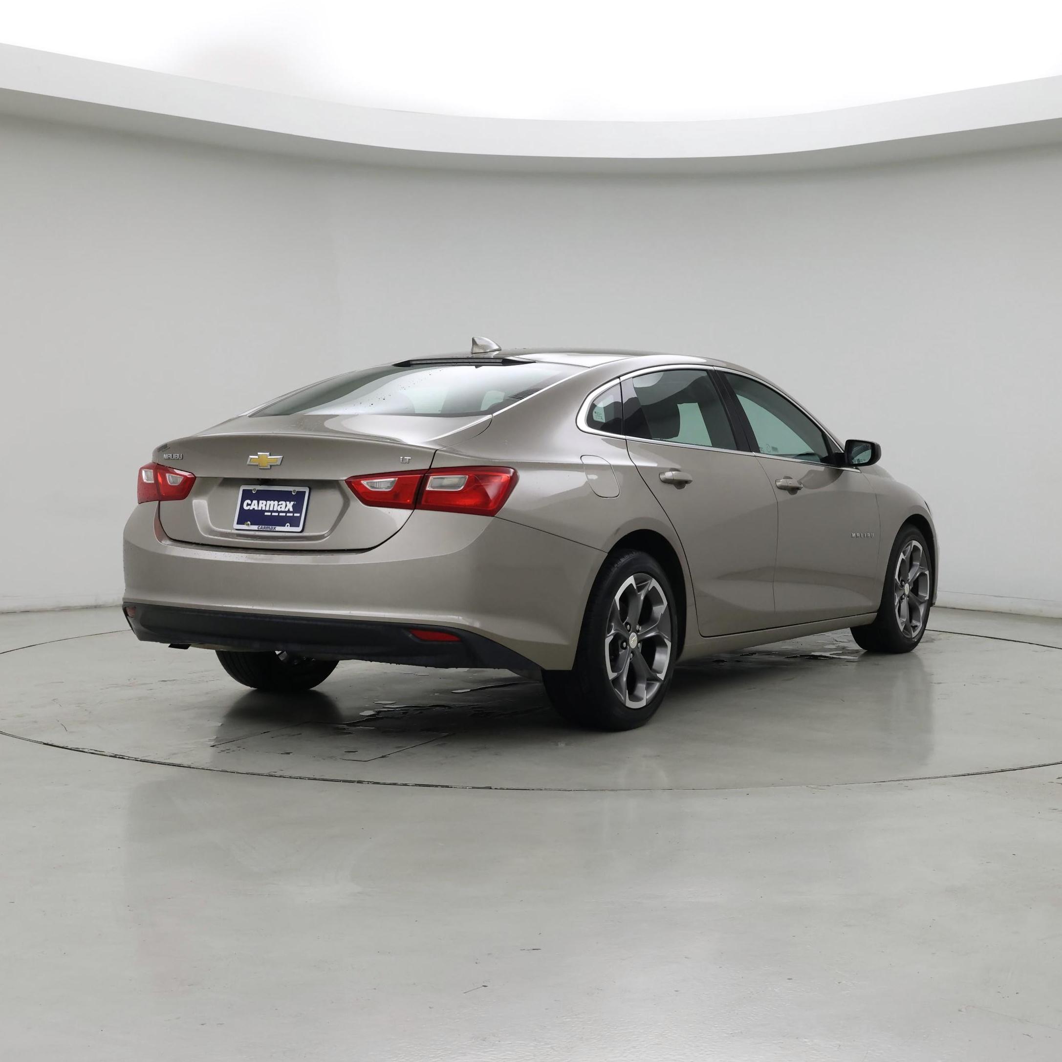 Thumbnail: 2023 Chevrolet Malibu - 8