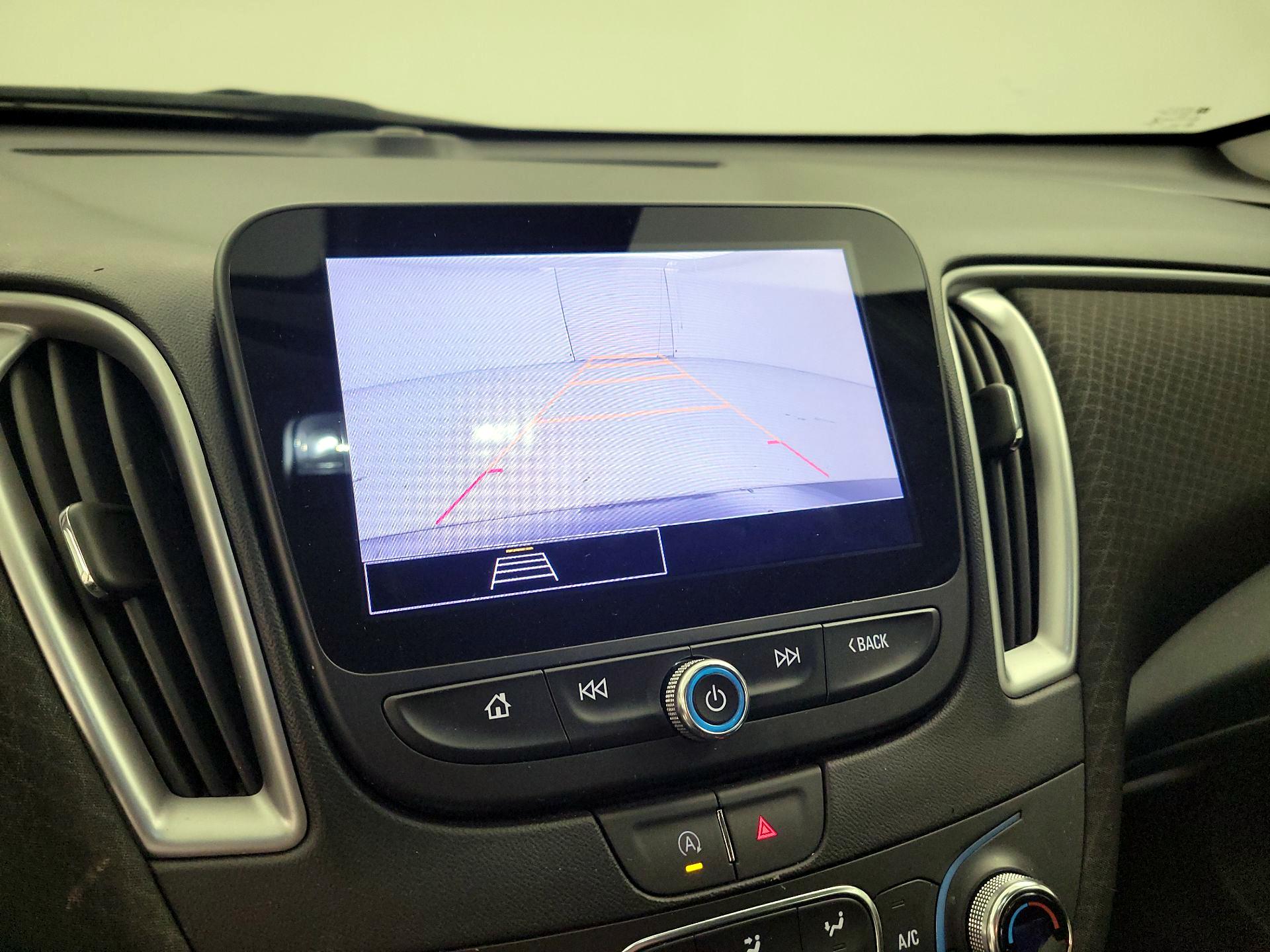 Thumbnail: 2023 Chevrolet Malibu - 14