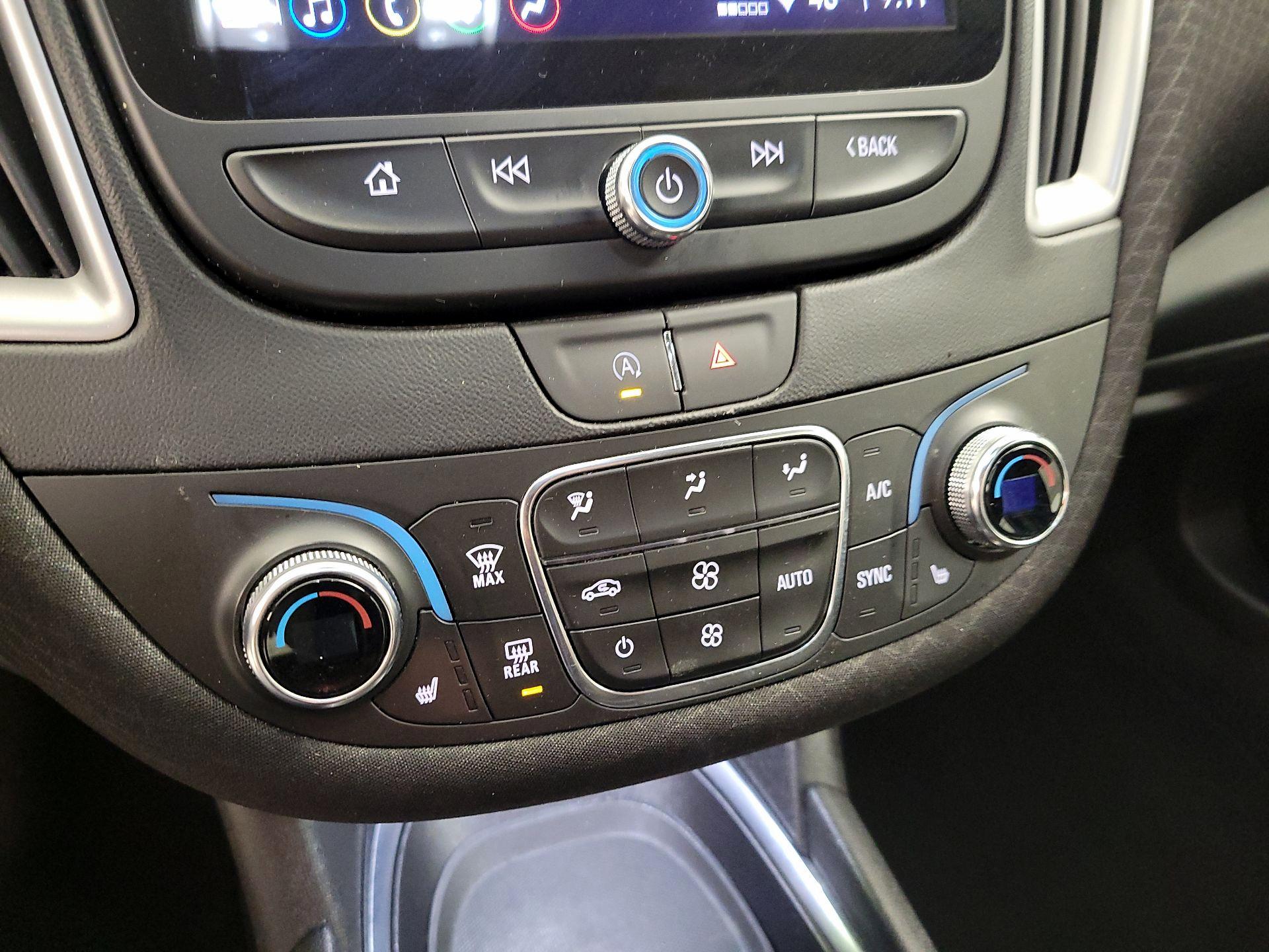 Thumbnail: 2023 Chevrolet Malibu - 16