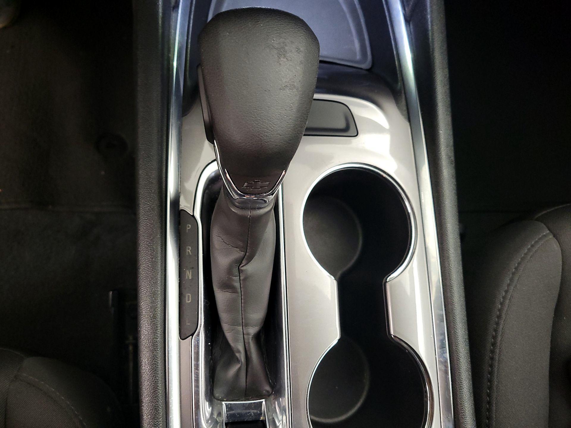 Thumbnail: 2023 Chevrolet Malibu - 17