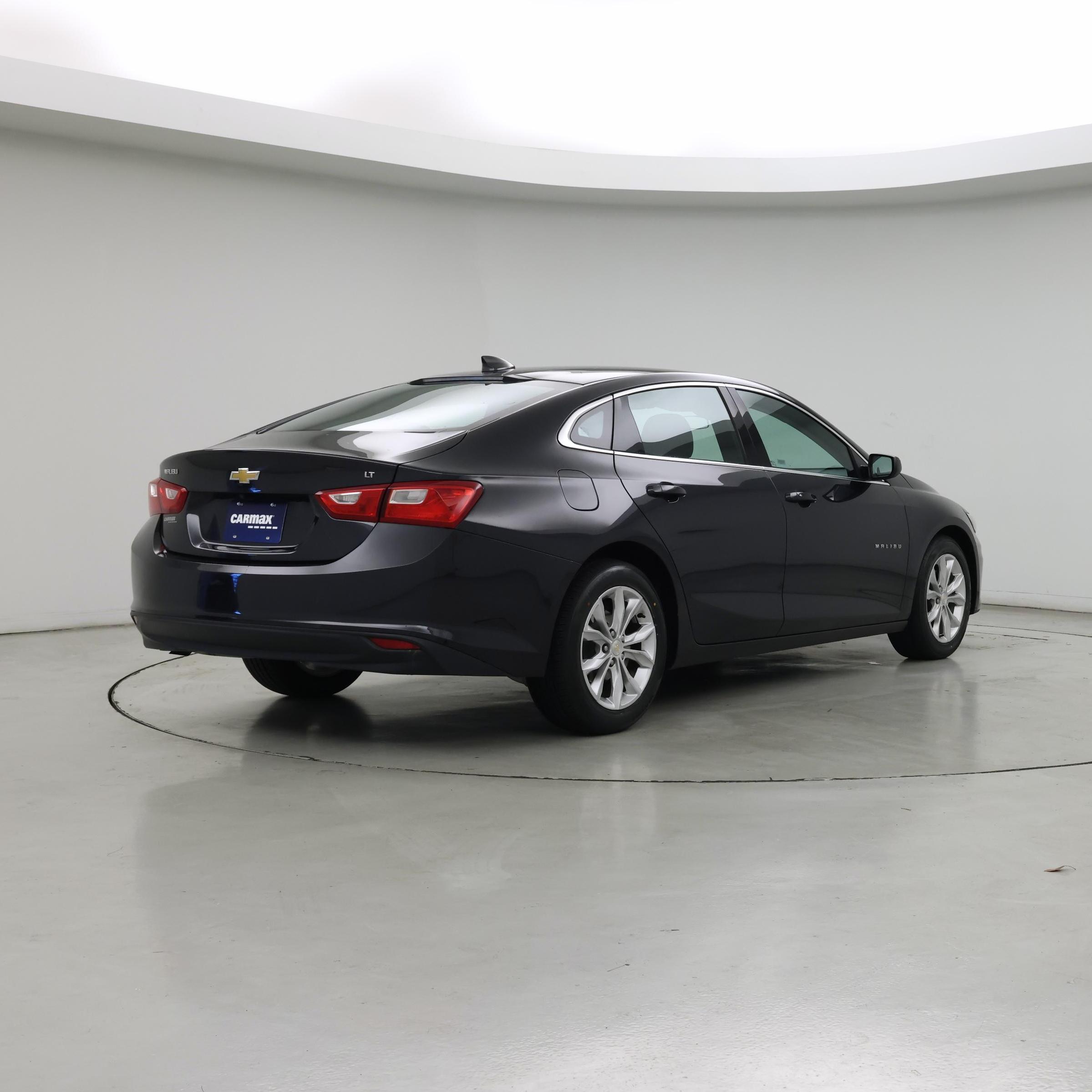 Thumbnail: 2023 Chevrolet Malibu - 8