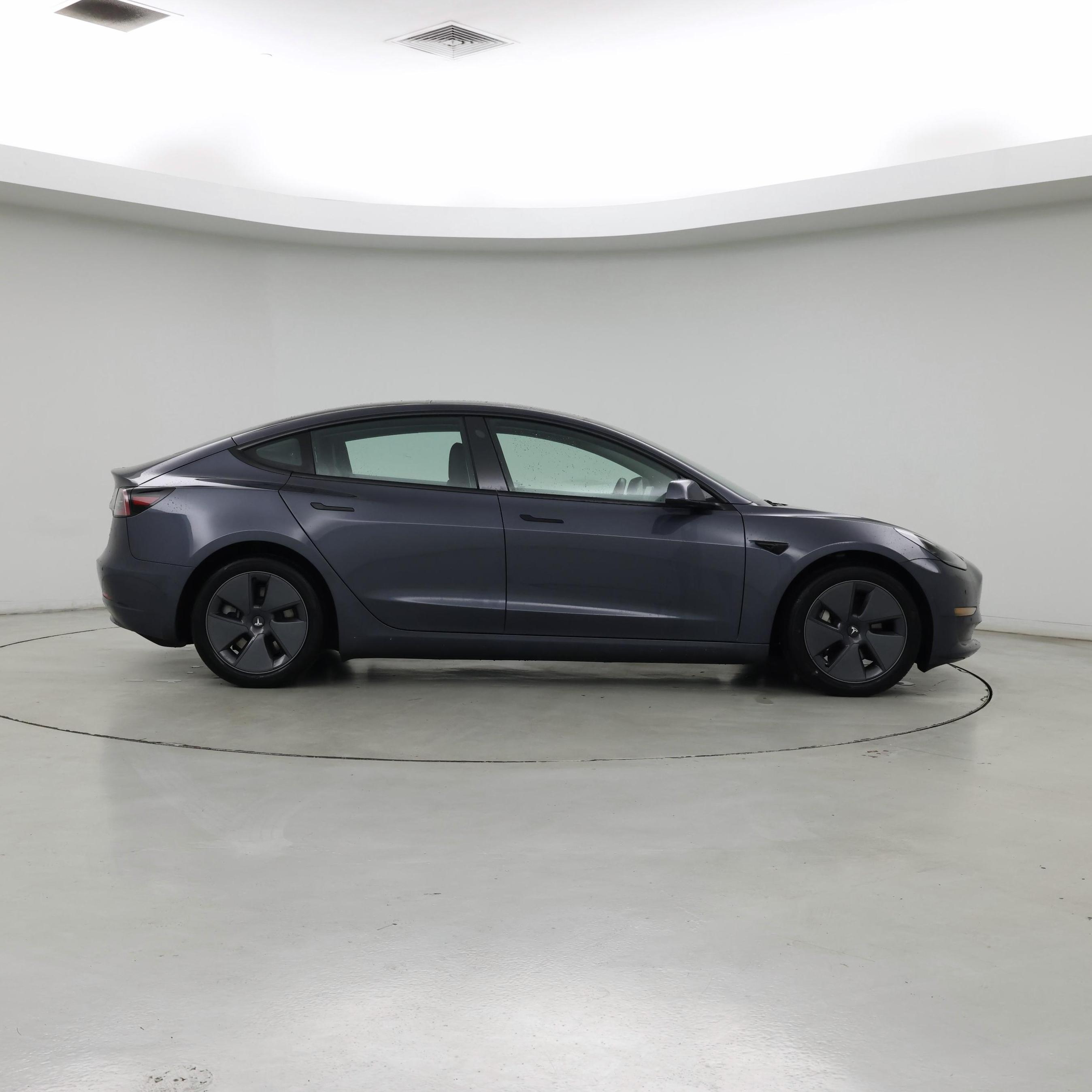 Thumbnail: 2022 Tesla Model 3 - 7