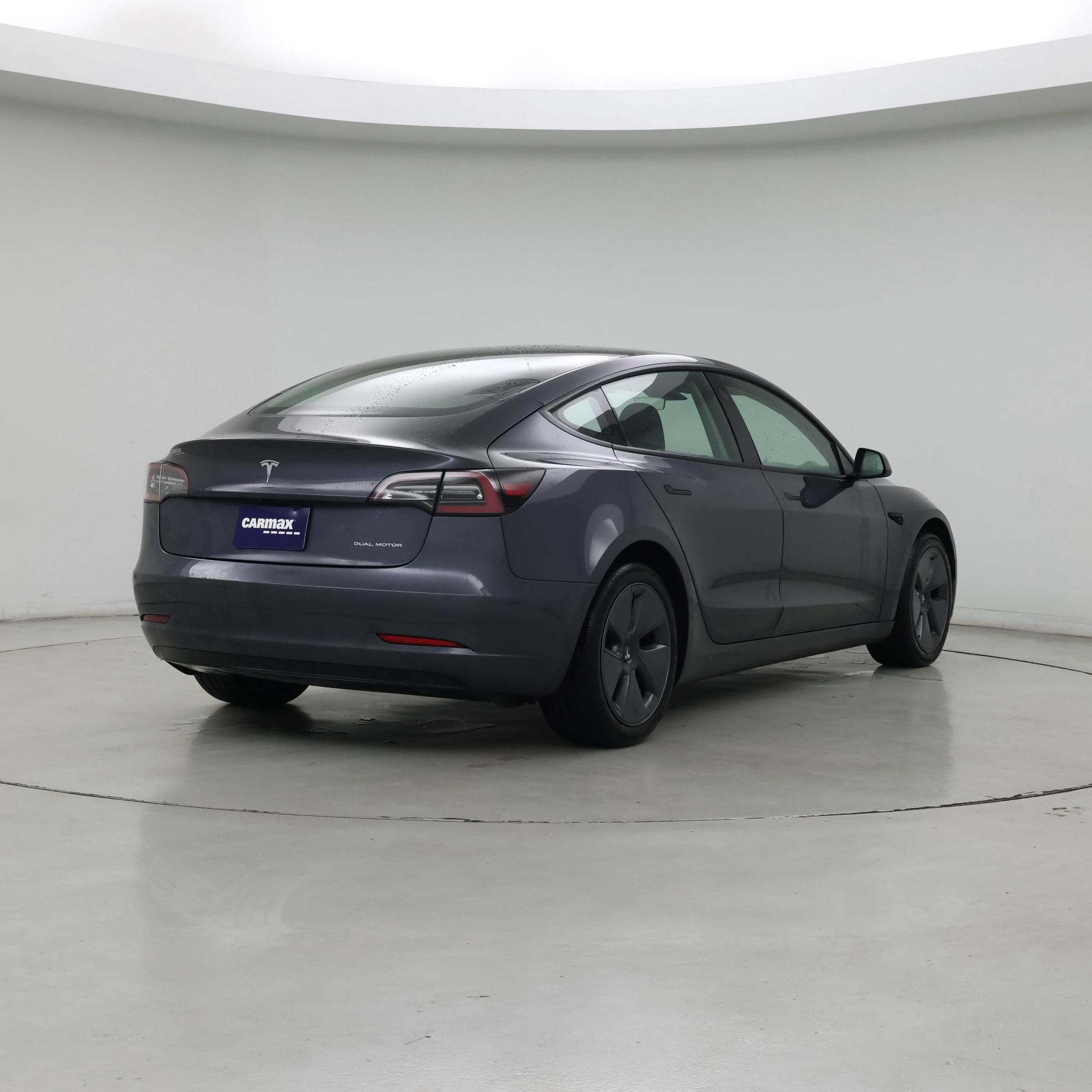 Thumbnail: 2022 Tesla Model 3 - 8
