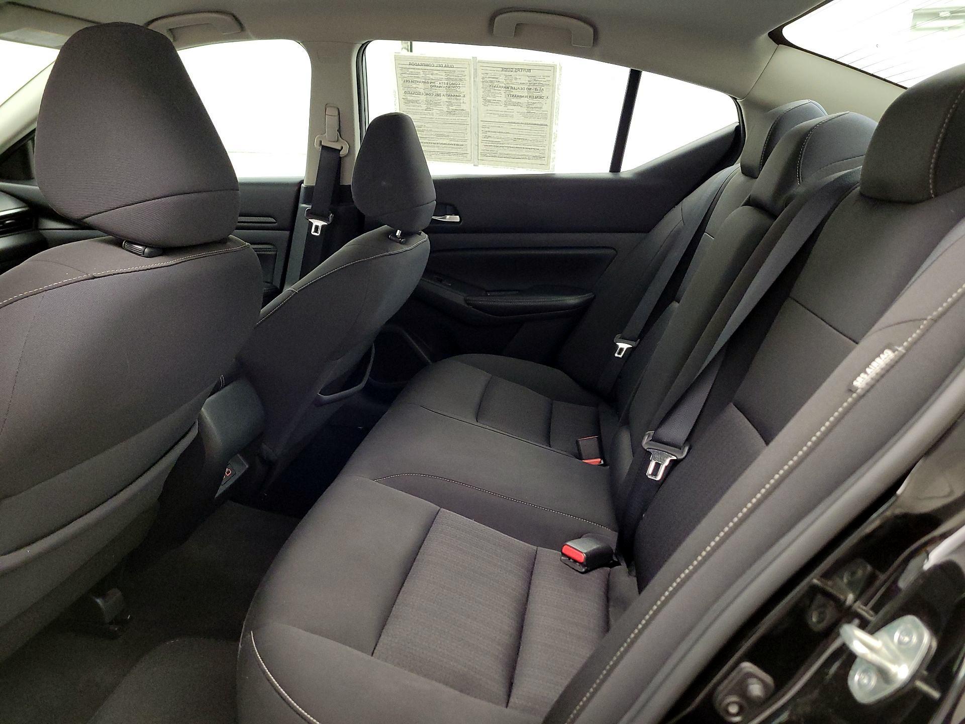 Thumbnail: 2020 Nissan Altima - 19