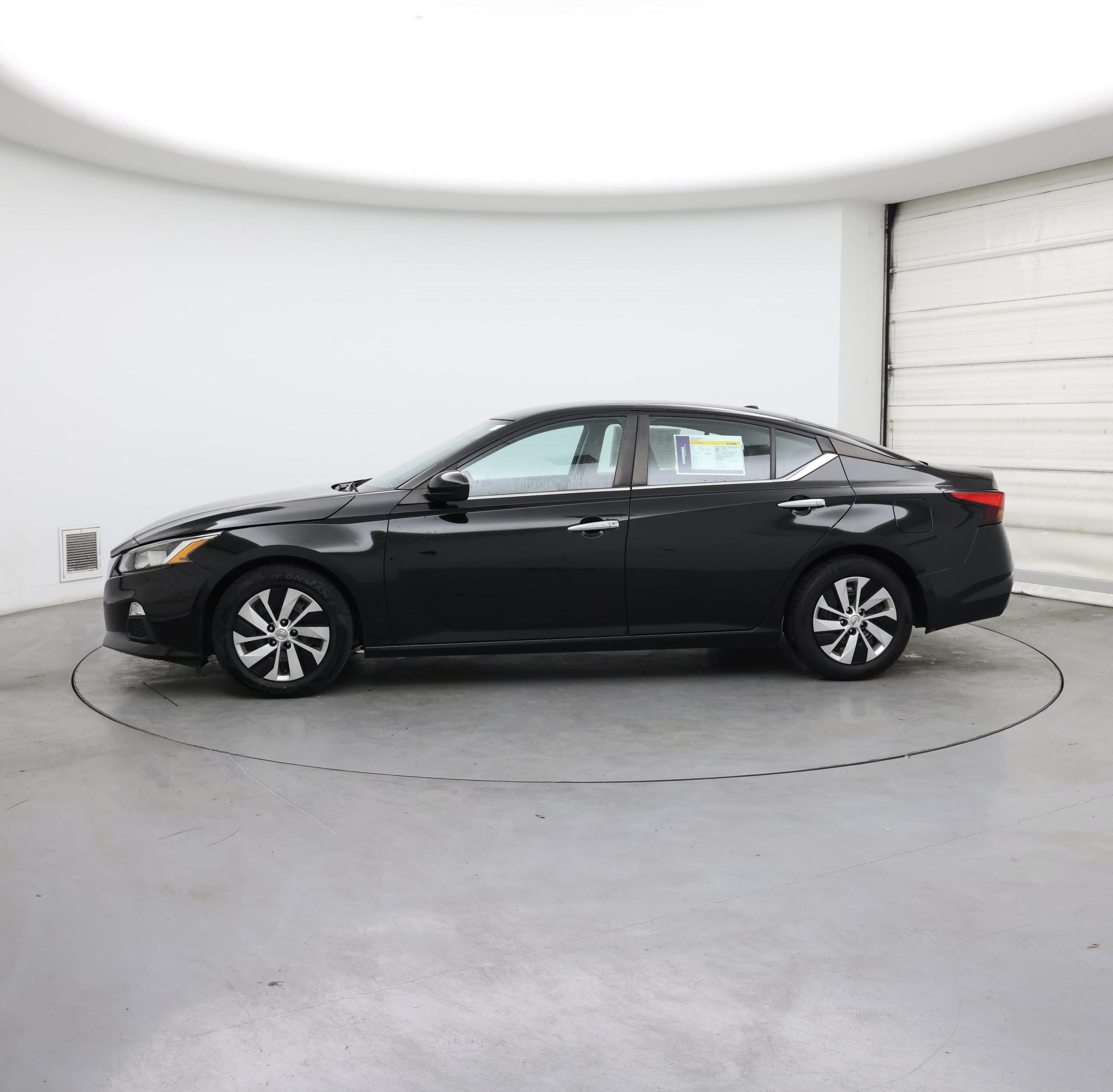 Thumbnail: 2020 Nissan Altima - 3