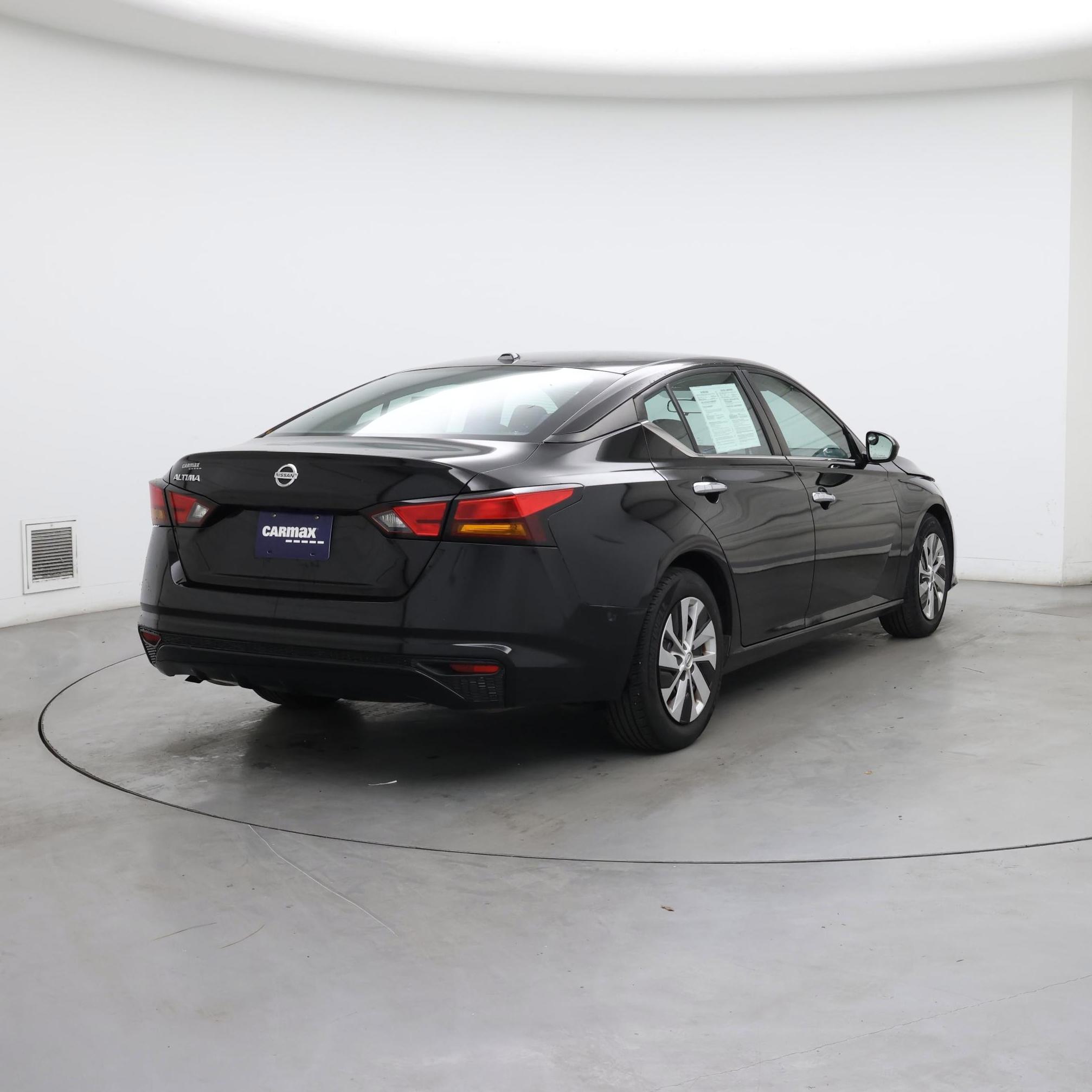 Thumbnail: 2020 Nissan Altima - 8