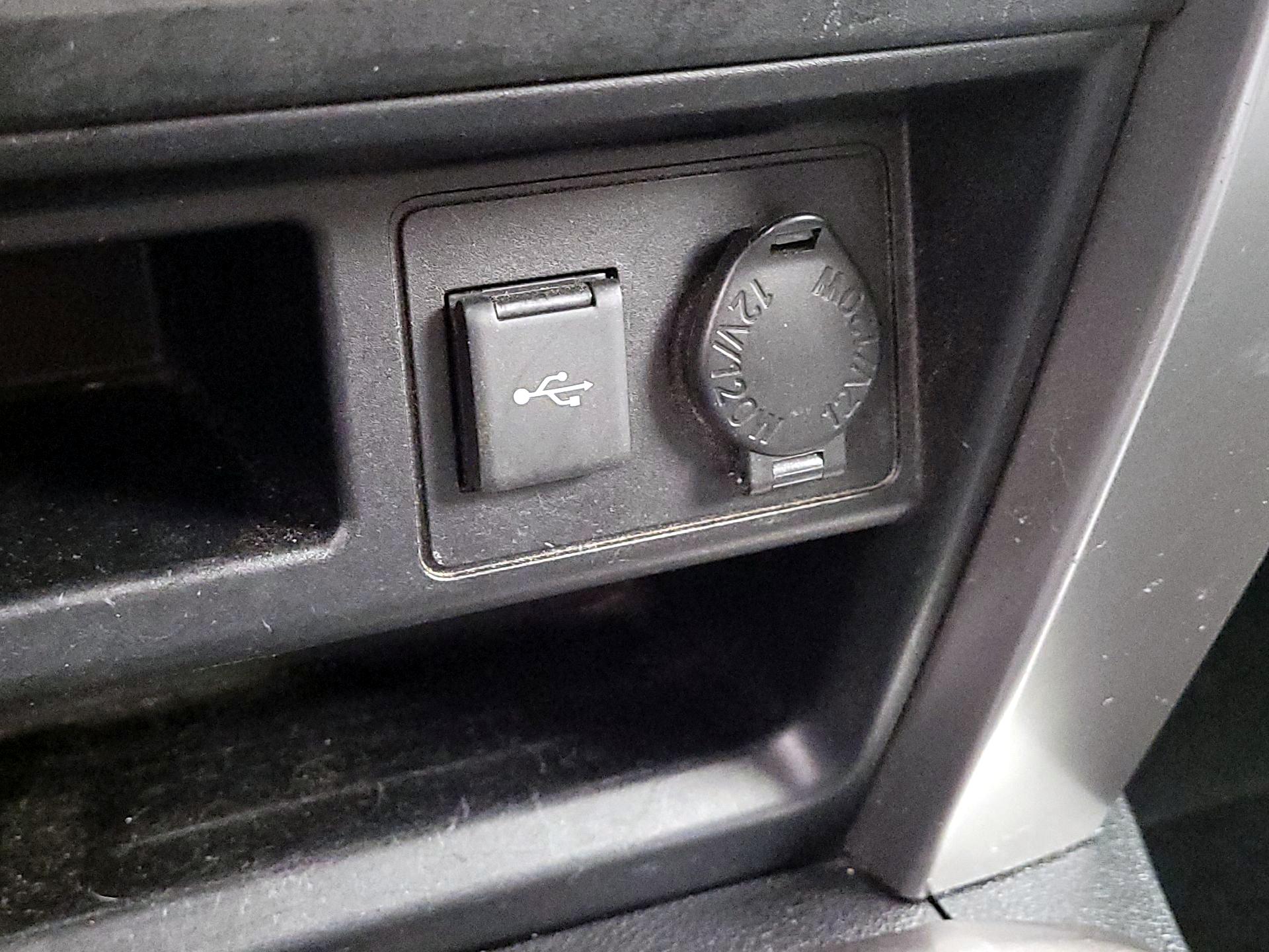 Thumbnail: 2021 Toyota 4Runner - 18