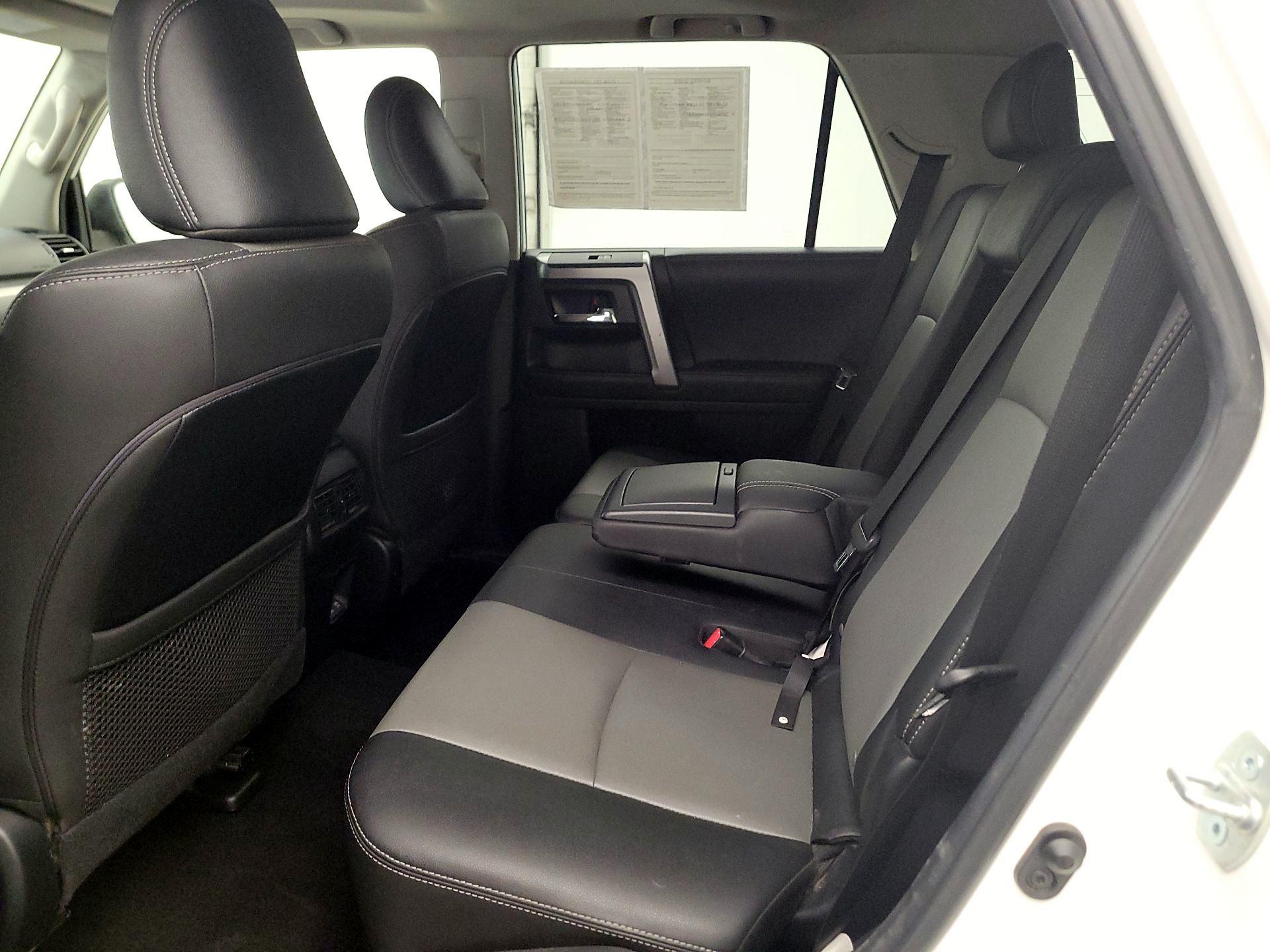 Thumbnail: 2021 Toyota 4Runner - 19