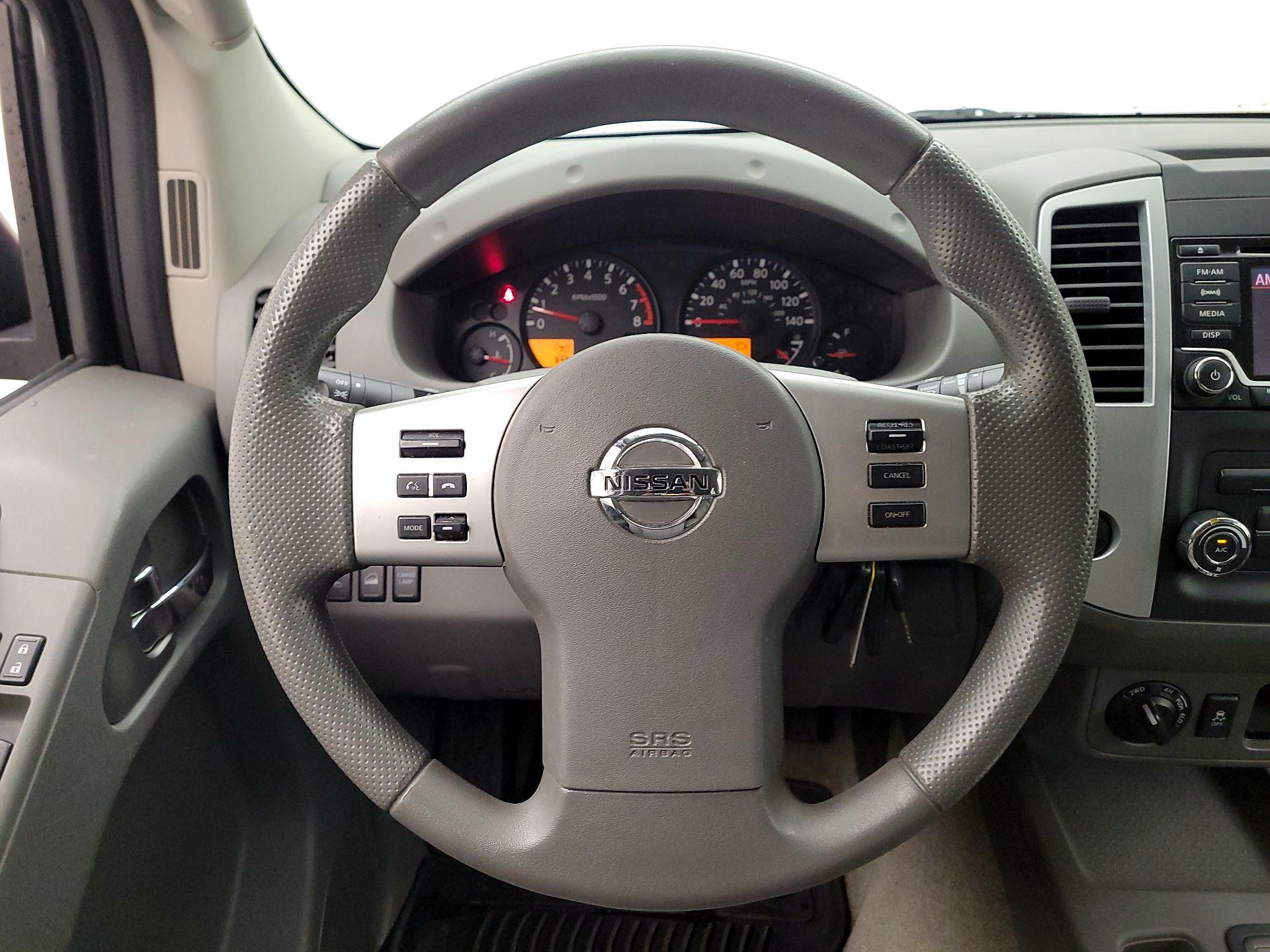 Thumbnail: 2015 Nissan Frontier - 10