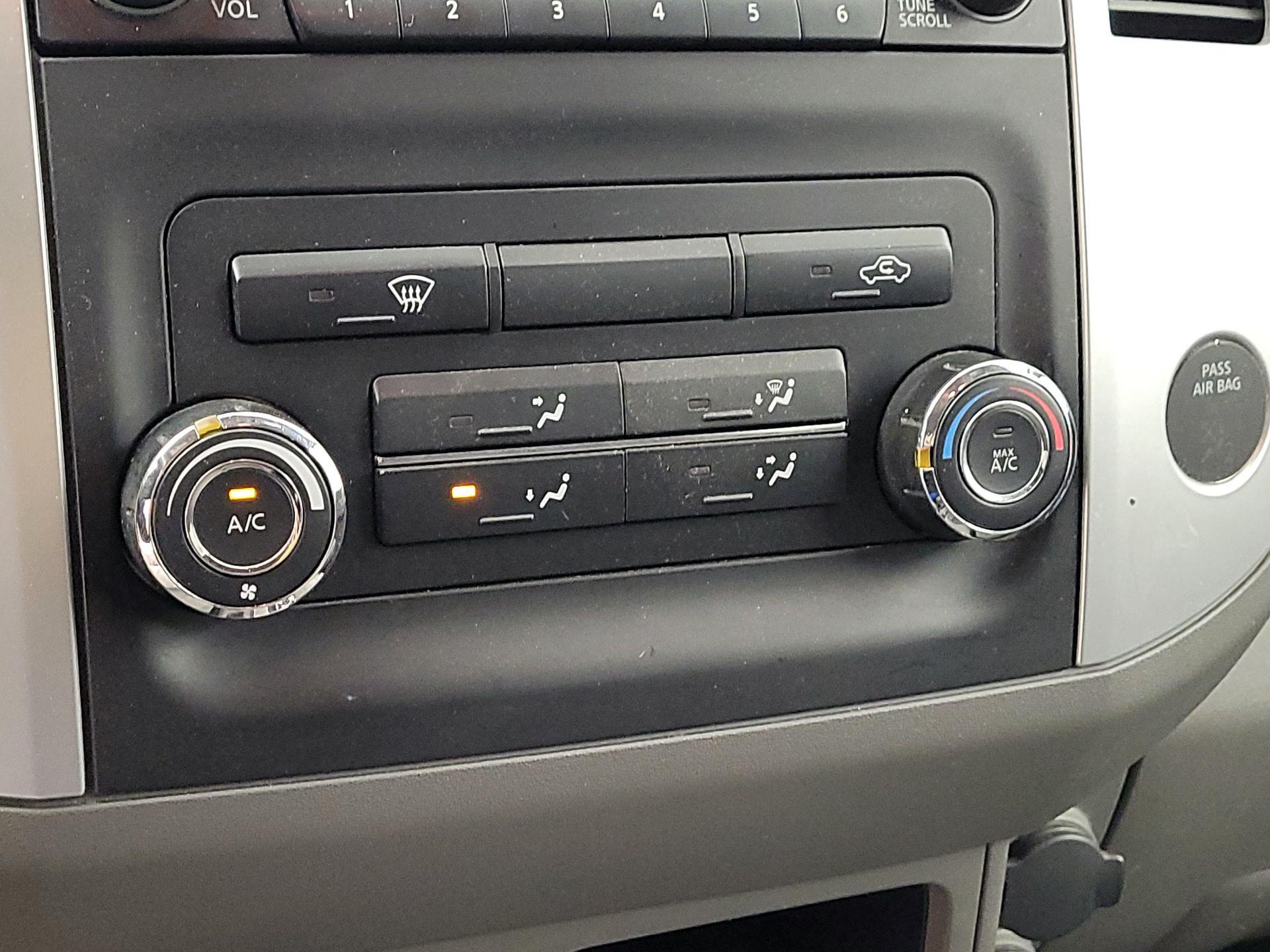 Thumbnail: 2015 Nissan Frontier - 15