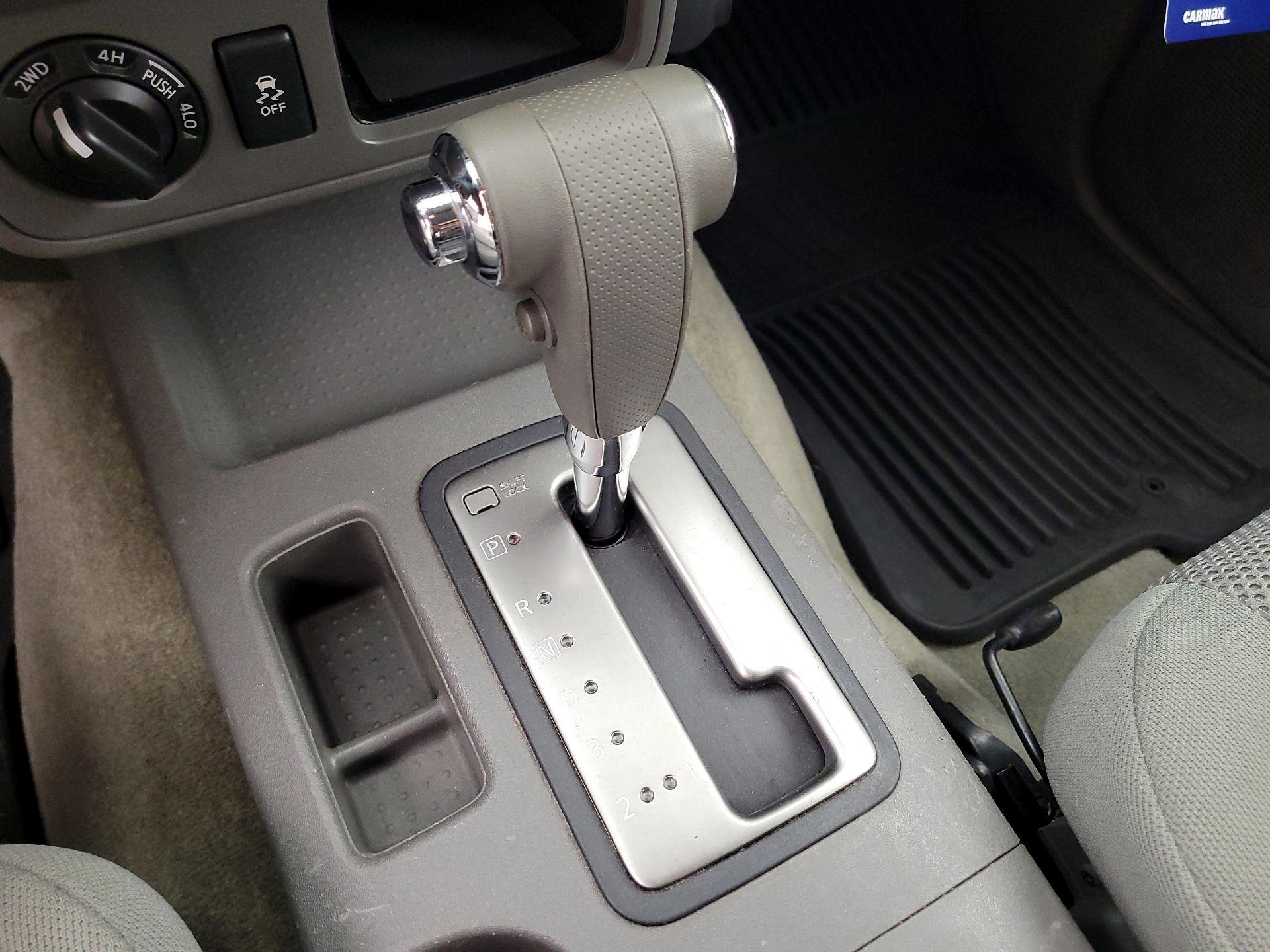 Thumbnail: 2015 Nissan Frontier - 16