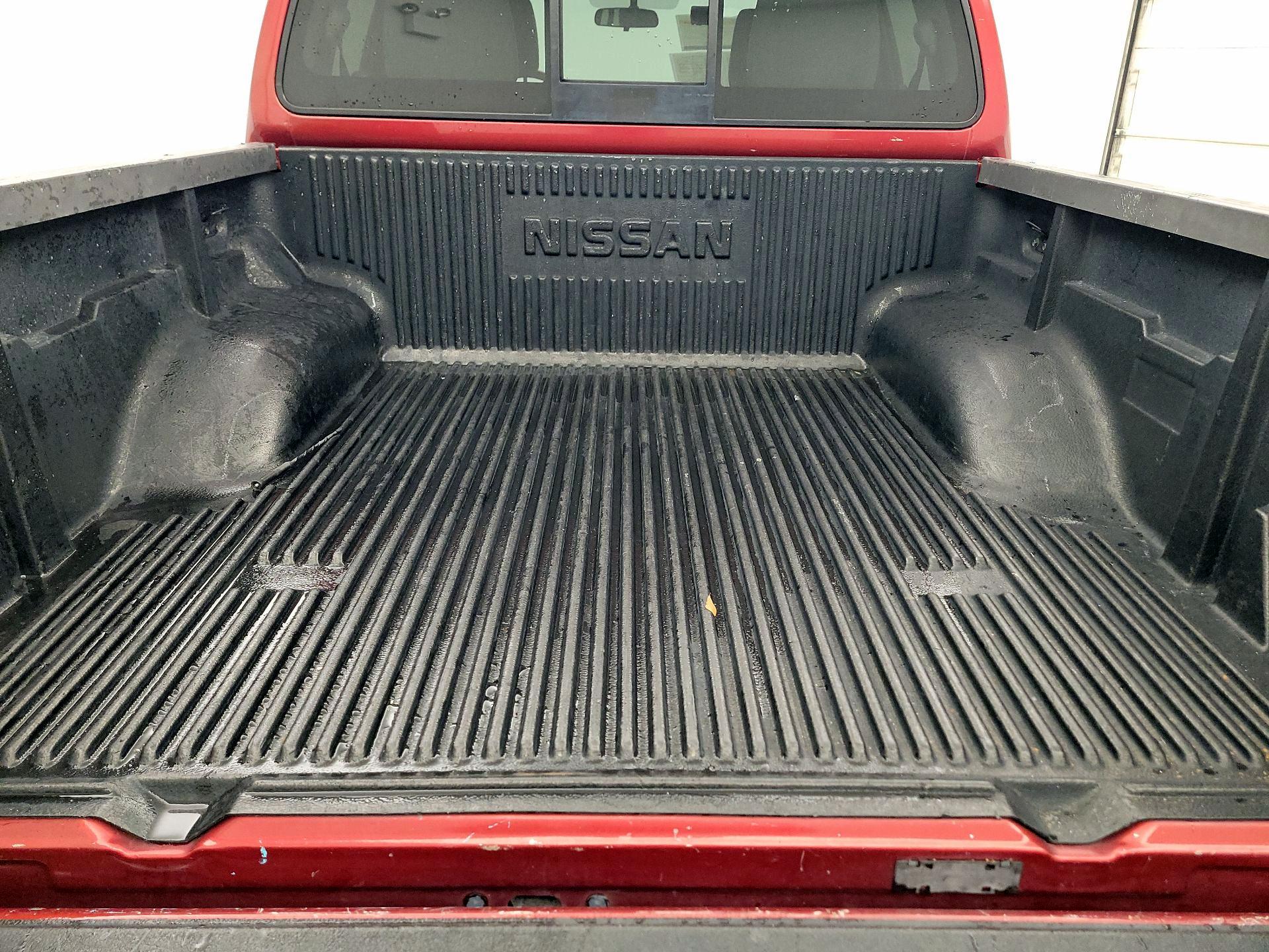 Thumbnail: 2015 Nissan Frontier - 19