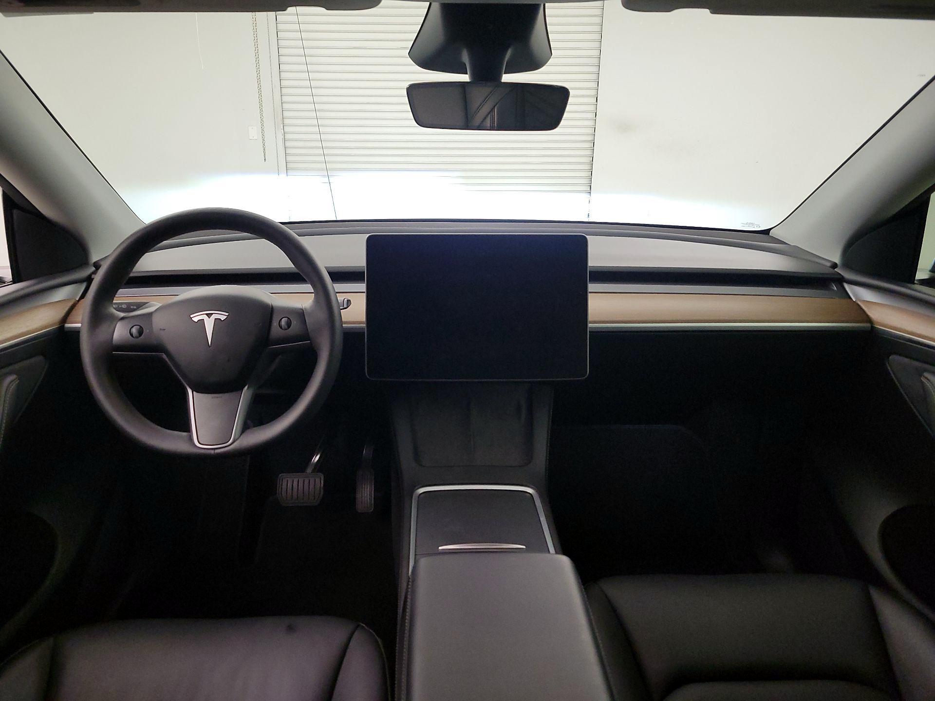 Thumbnail: 2024 Tesla Model Y - 9