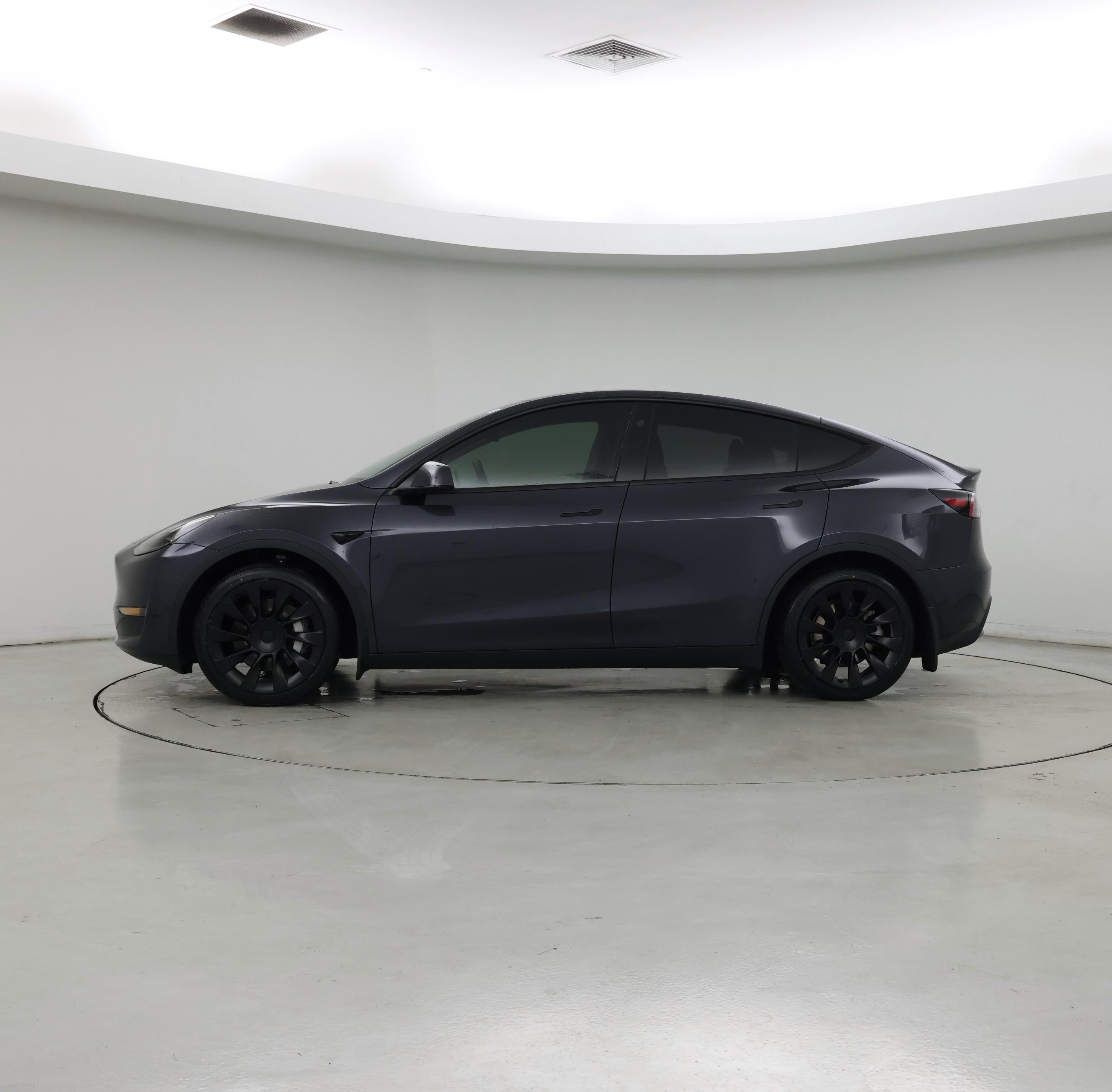 Thumbnail: 2024 Tesla Model Y - 3