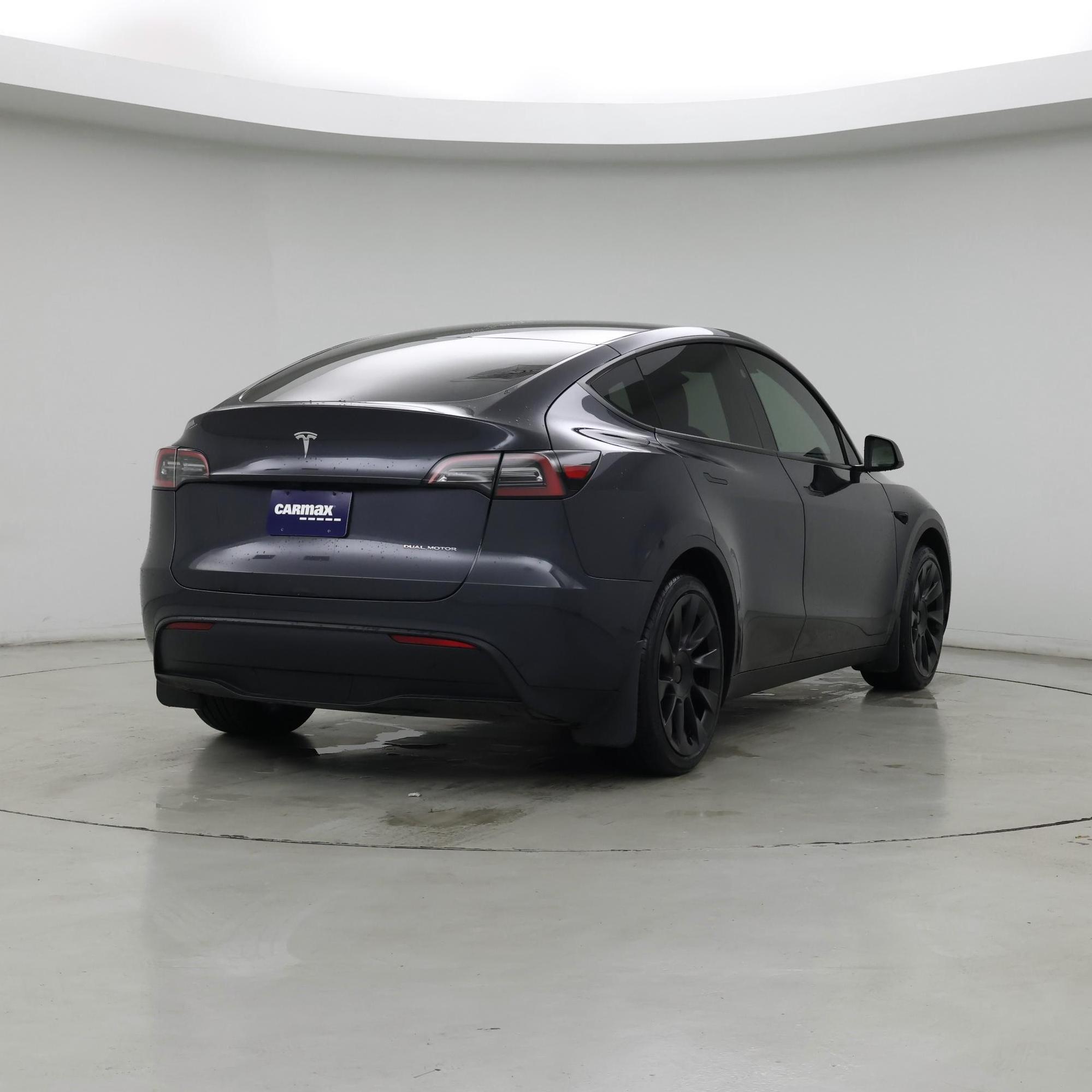 Thumbnail: 2024 Tesla Model Y - 8